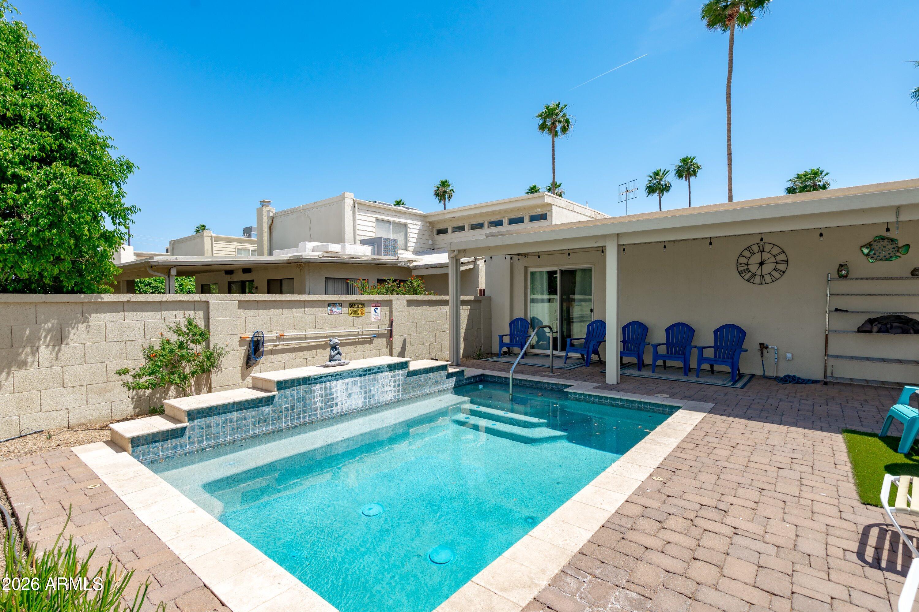 8726 E DEVONSHIRE Avenue, Scottsdale, AZ 85251 — Photo 1 of 40
