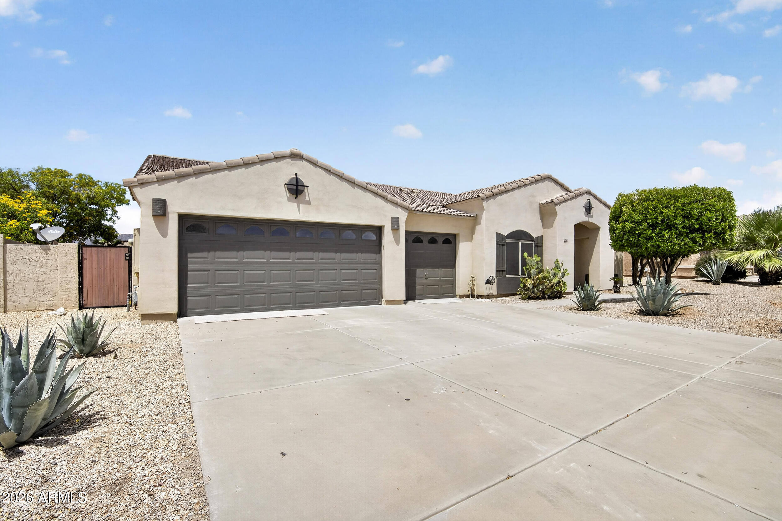 17740 W COPPER RIDGE Drive, Goodyear, AZ 85338 — Photo 1 of 56