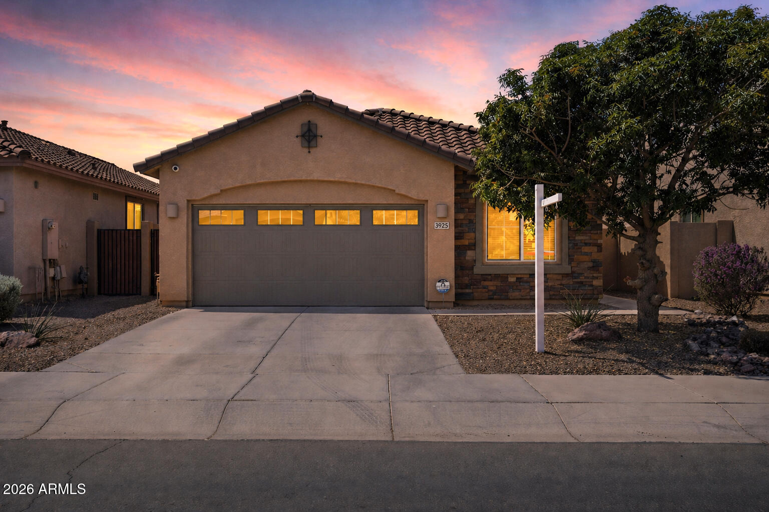 3925 E NARROWLEAF Drive, Gilbert, AZ 85298 — Photo 1 of 75