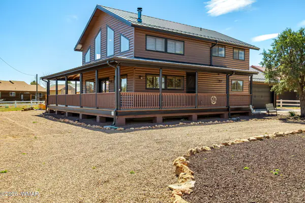 2757 Sunflower Drive, Overgaard, AZ 85933