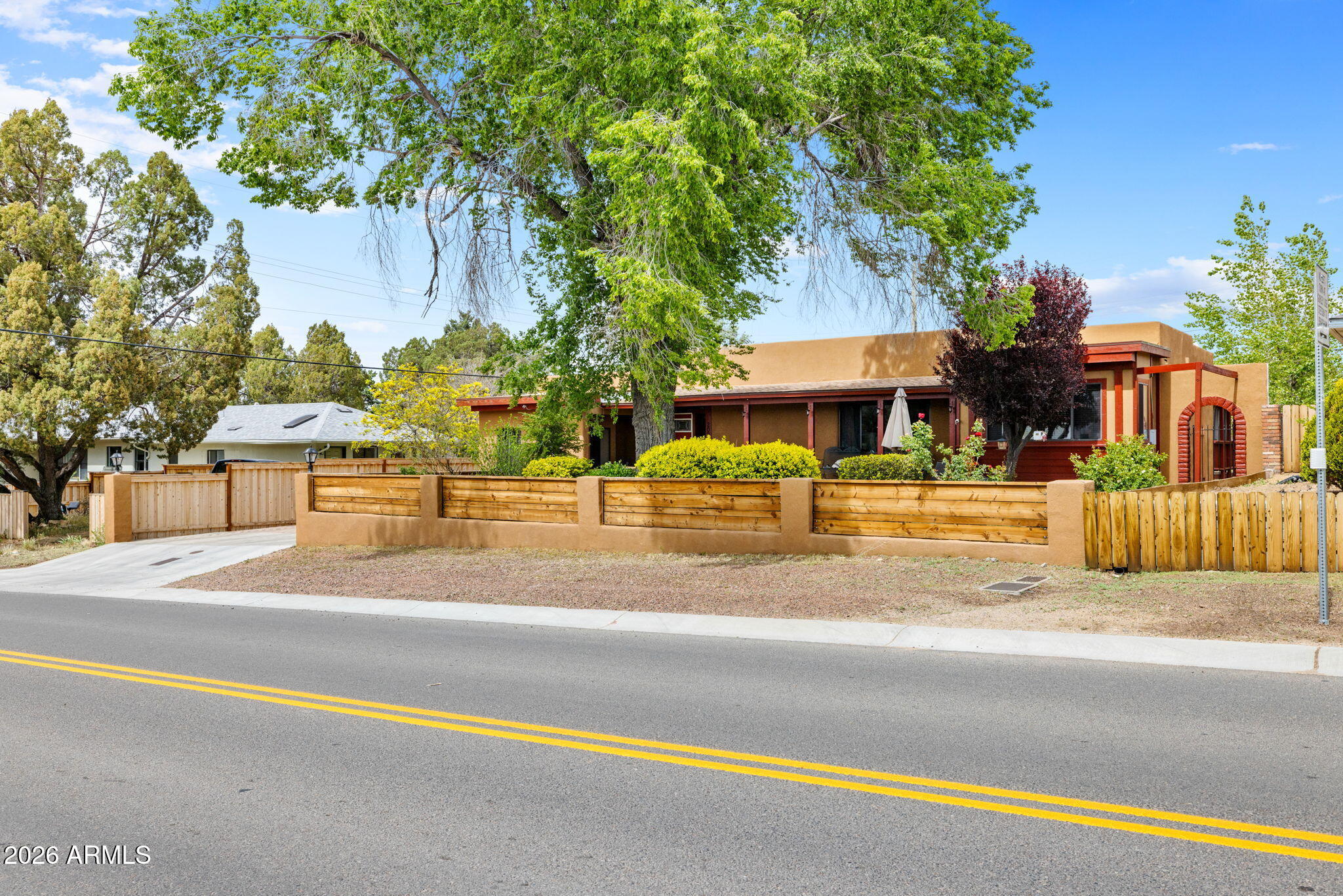 209 ROBINSON Drive, Prescott, AZ 86303 — Photo 1 of 29