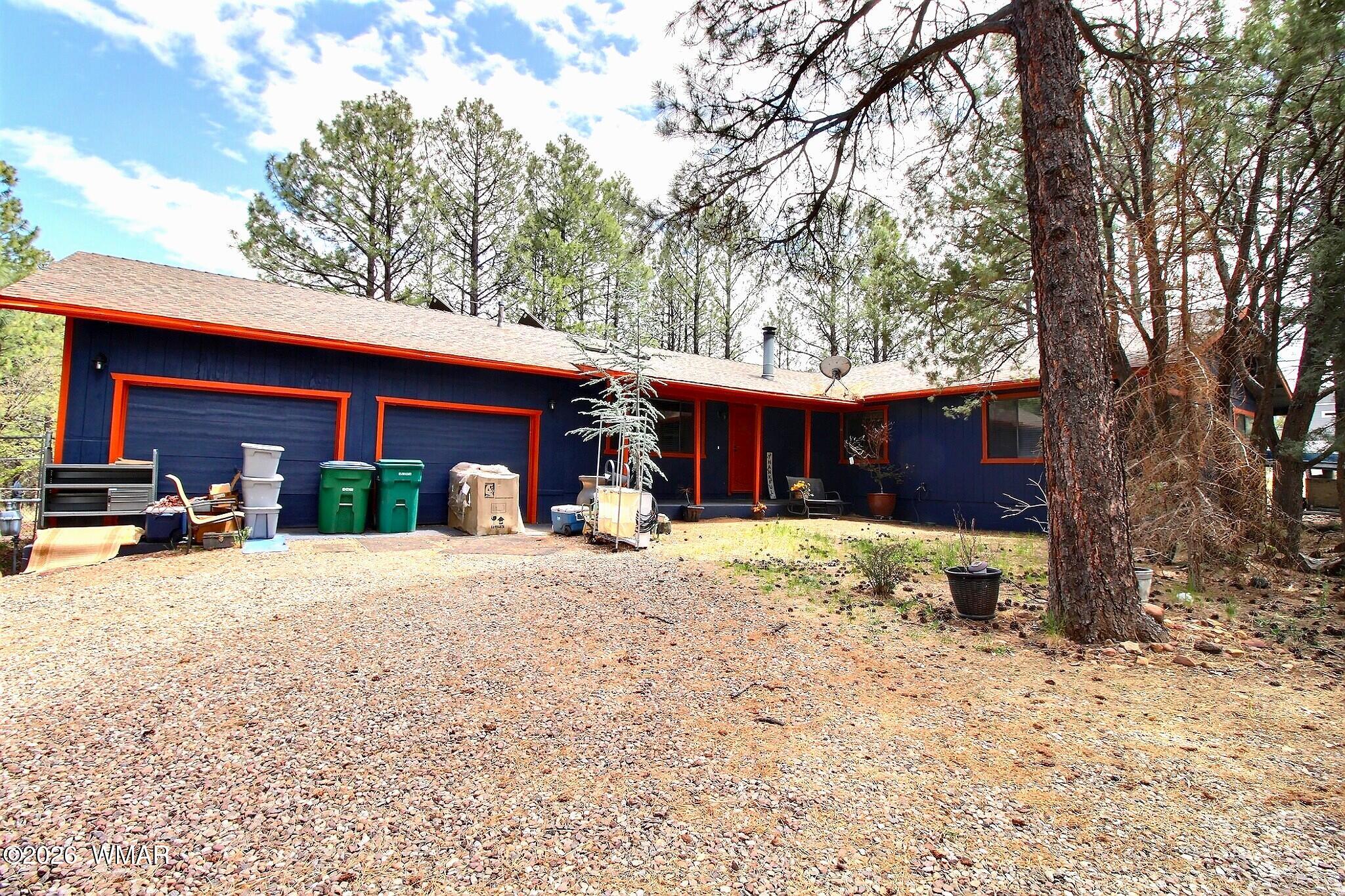 911 S 11th Street, Show Low, AZ 85901