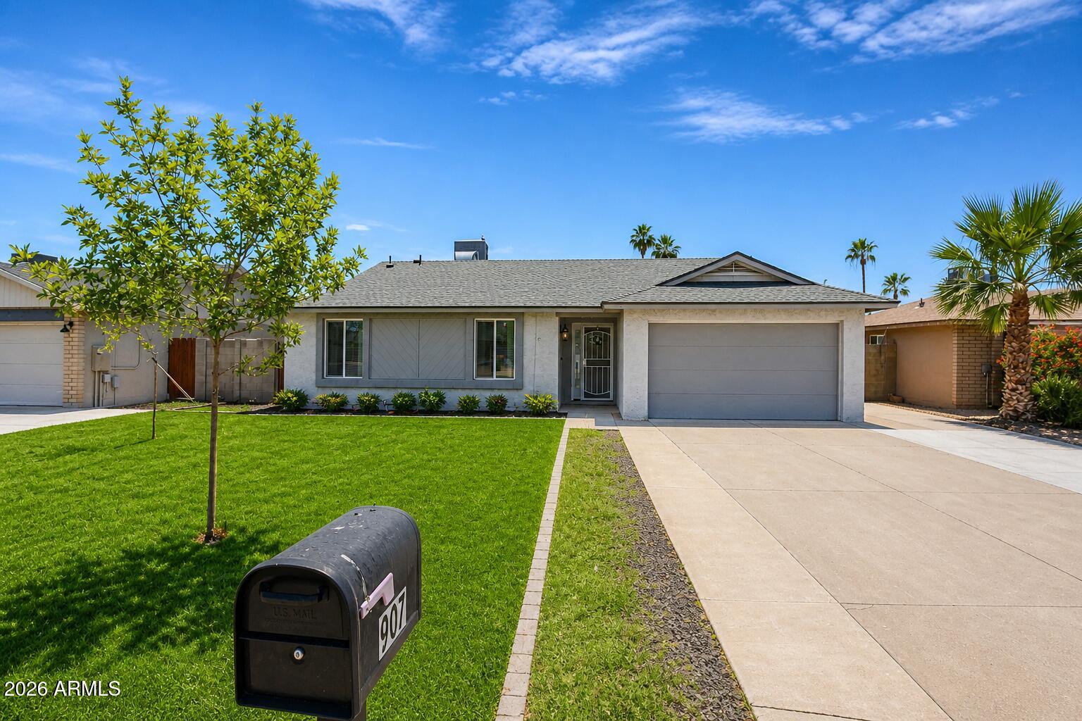 907 W MESQUITE Street, Chandler, AZ 85225 — Photo 1 of 36