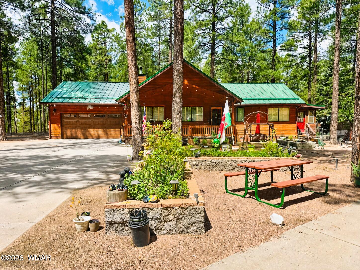 1392 S Forest Lane, Pinetop, AZ 85935