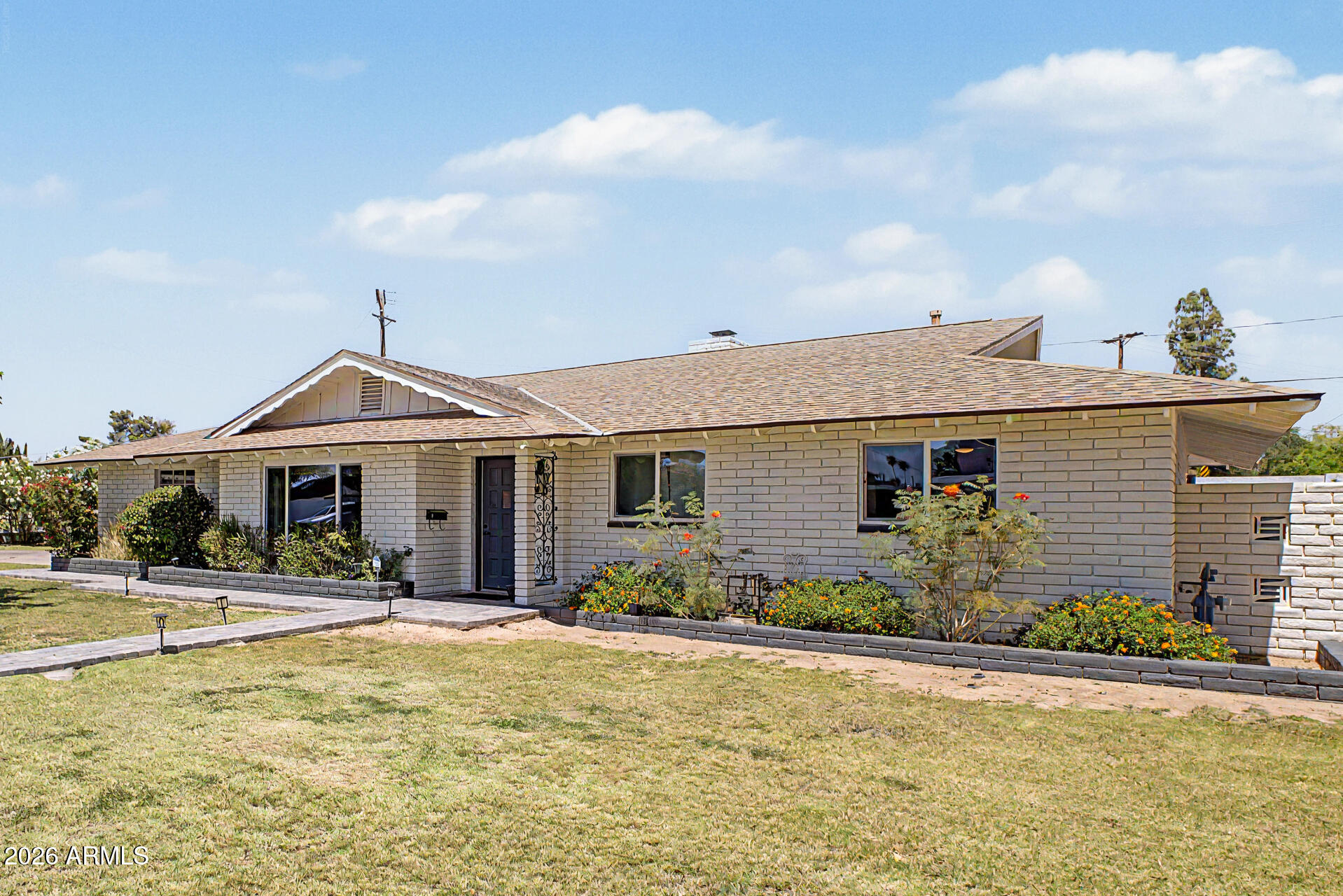 769 N YOUNG, Mesa, AZ 85203 — Photo 1 of 27