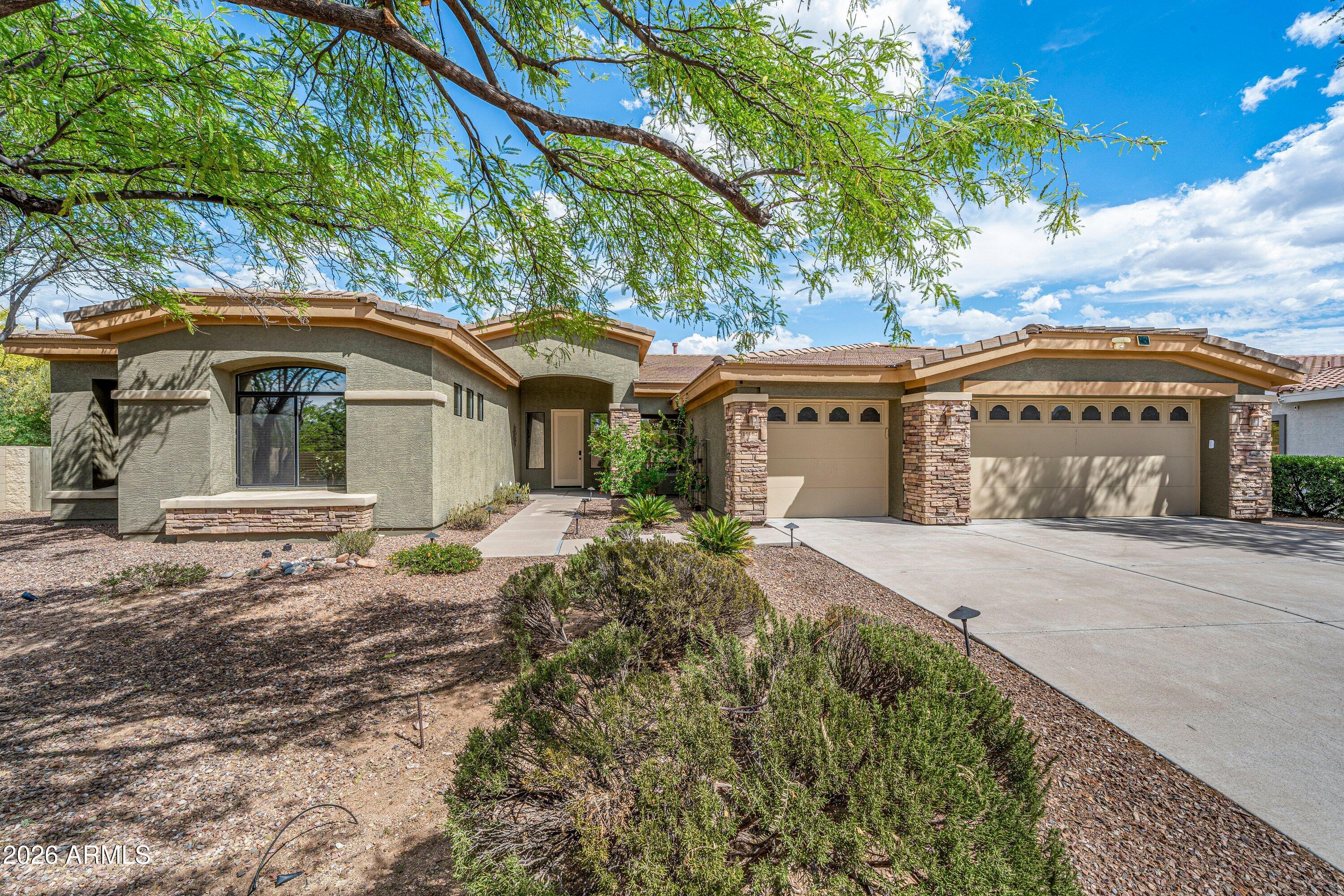 11962 N GRAPE IVY Place, Tucson, AZ 85737 — Photo 1 of 32