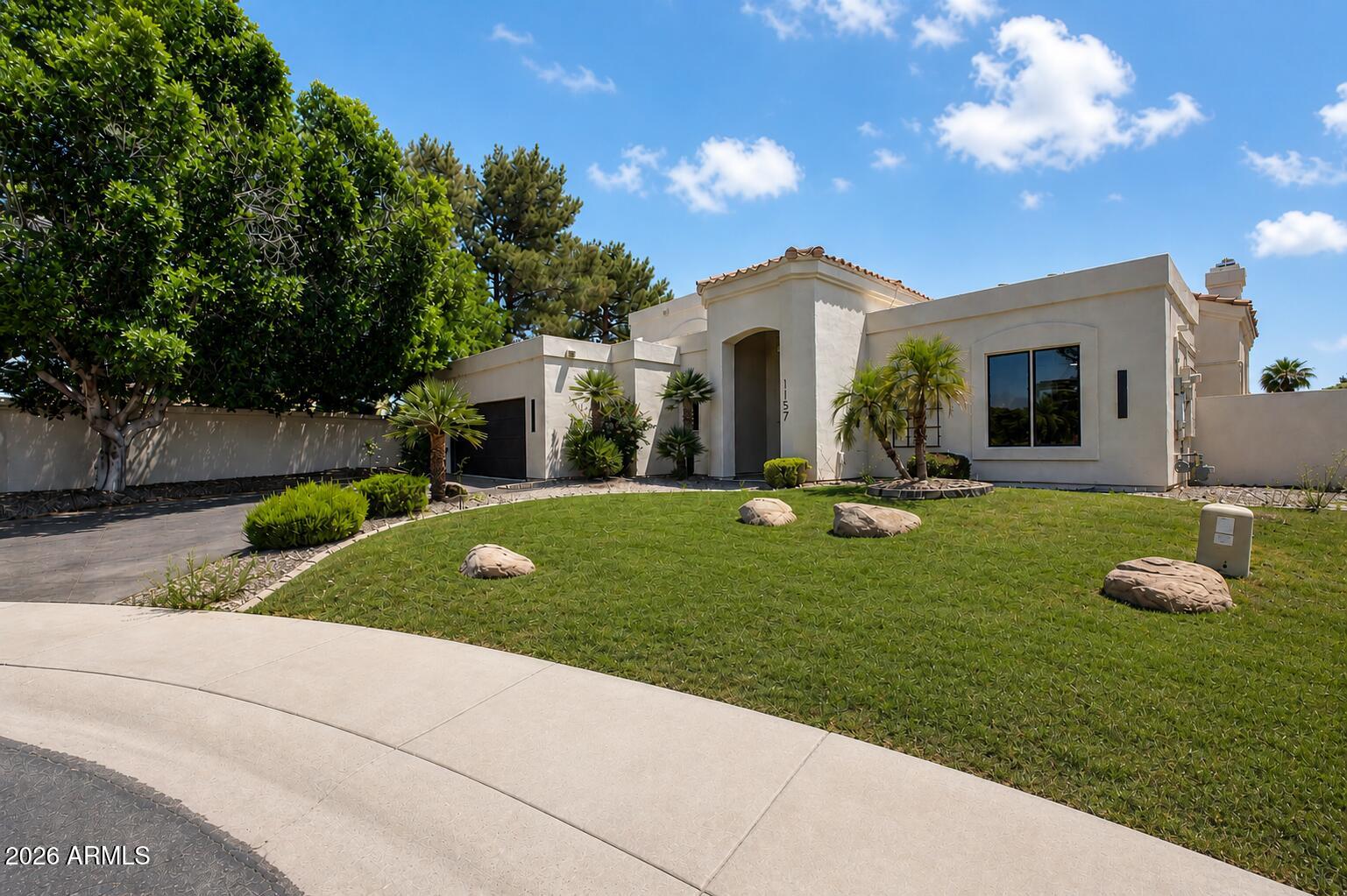 1157 N DATE PALM Drive, Gilbert, AZ 85234 — Photo 1 of 68