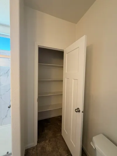 Thumbnail 34