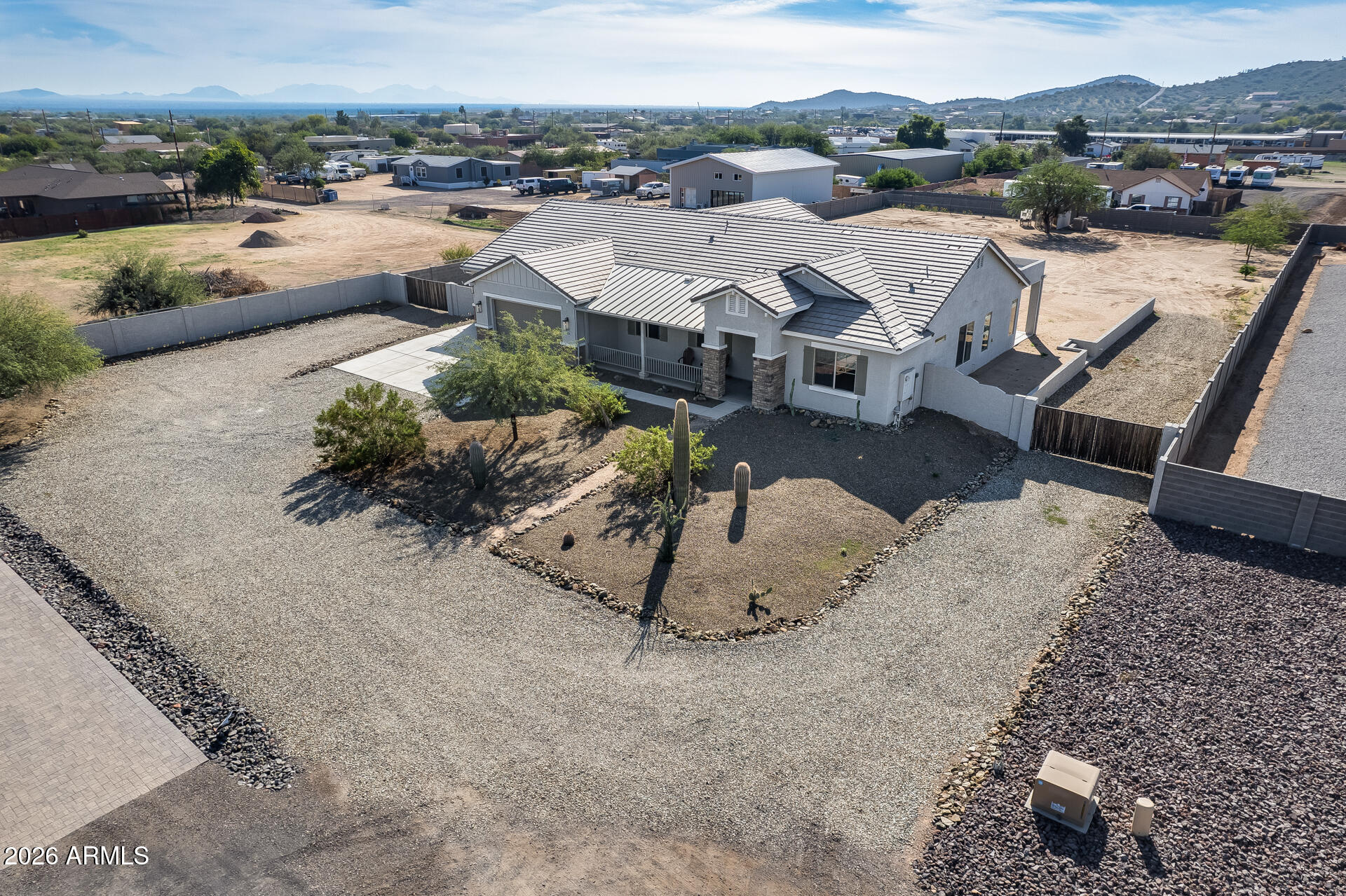 825 E PERDIDO Way, Phoenix, AZ 85086 — Photo 1 of 60
