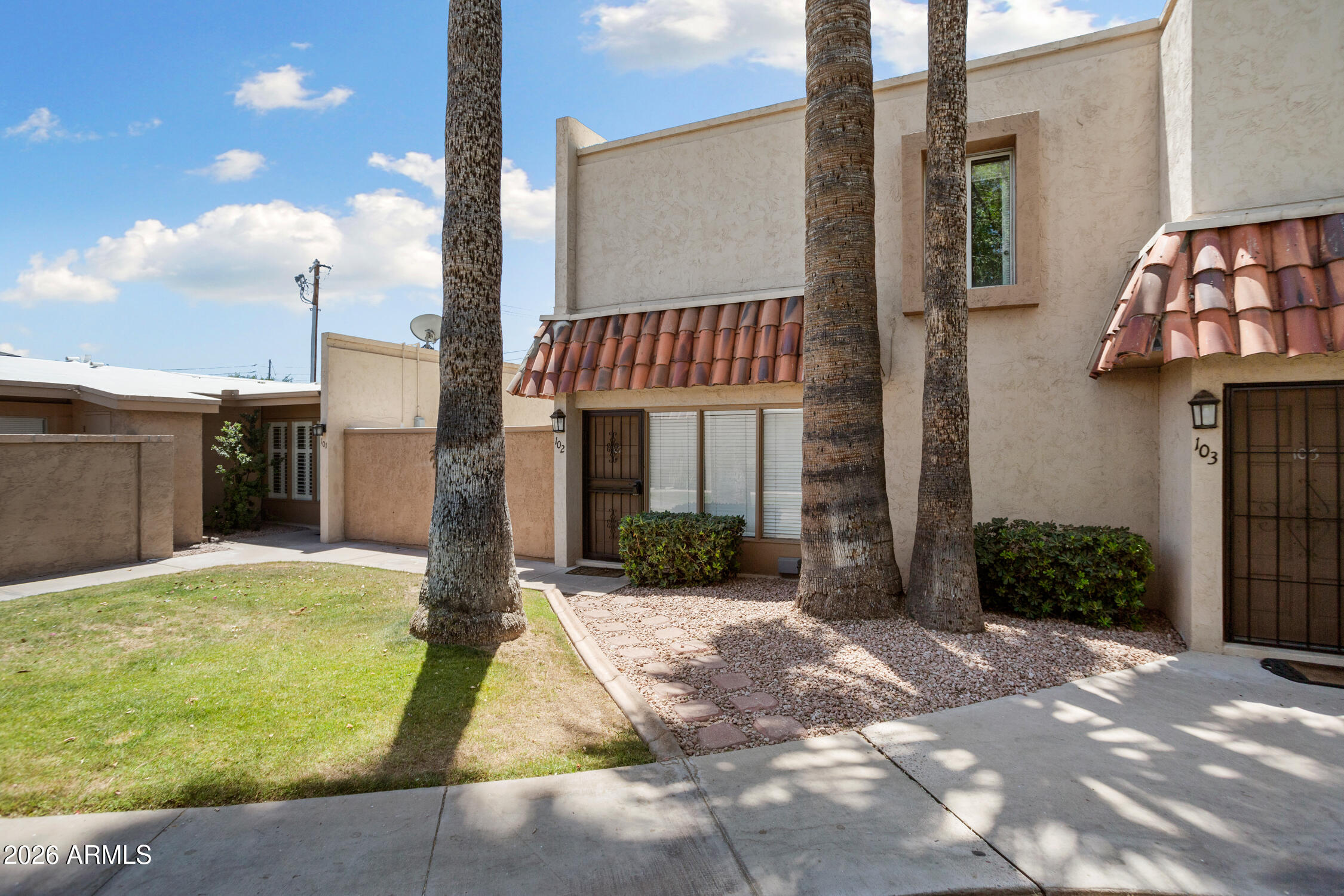 1320 E BETHANY HOME Road 102, Phoenix, AZ 85014 — Photo 1 of 30