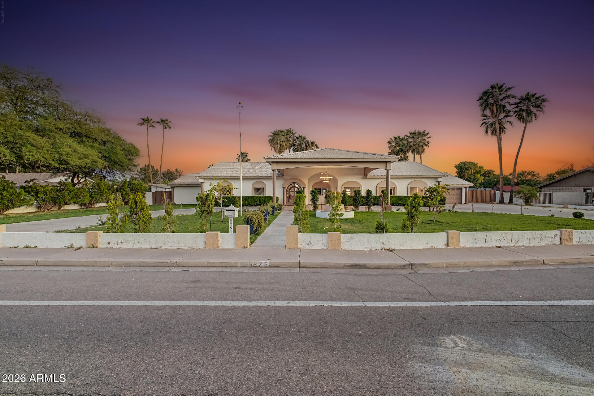 6625 W SWEETWATER Avenue, Glendale, AZ 85304 — Photo 1 of 88