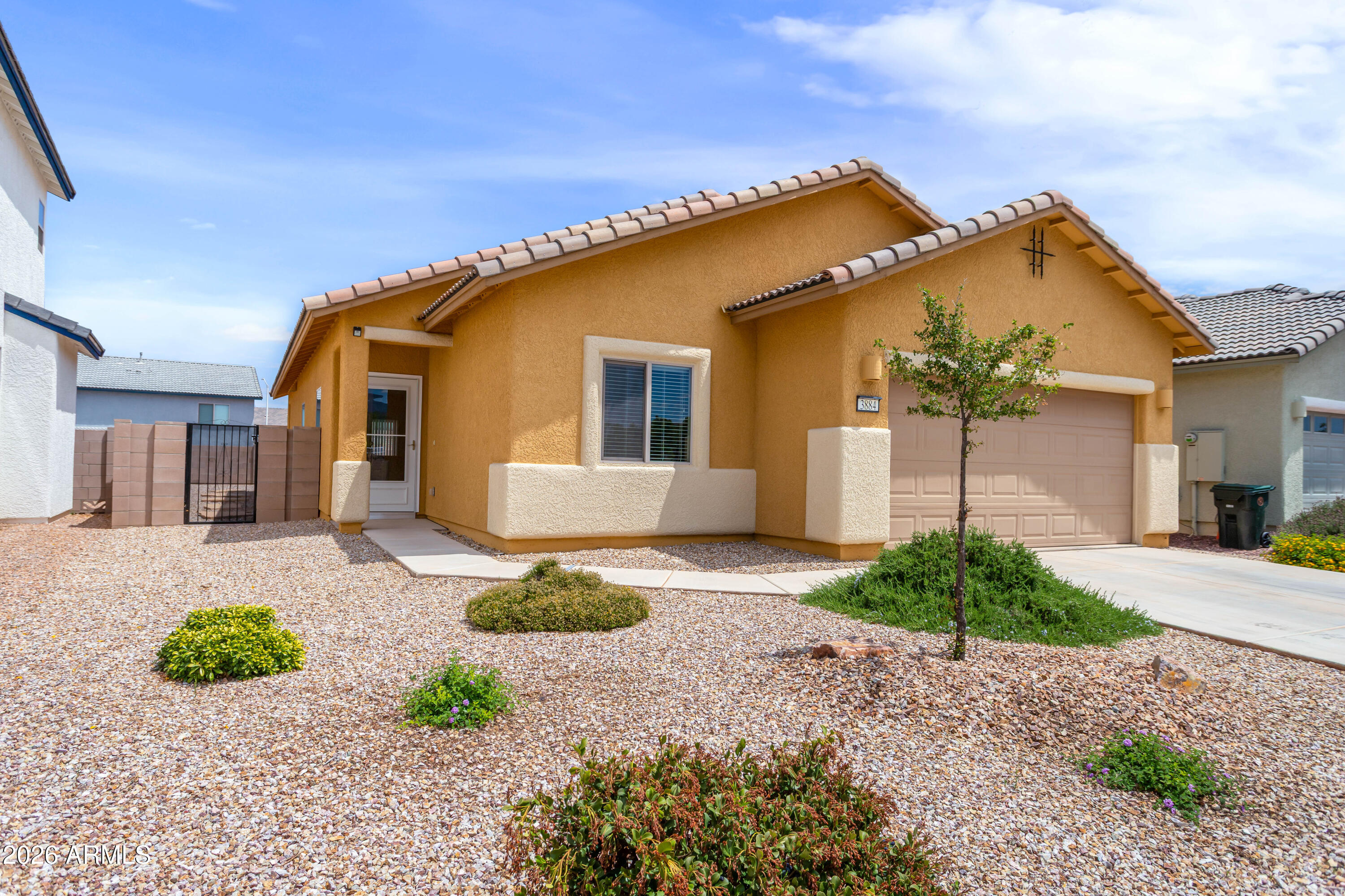 3884 BIG BEND Street, Sierra Vista, AZ 85650 — Photo 1 of 40