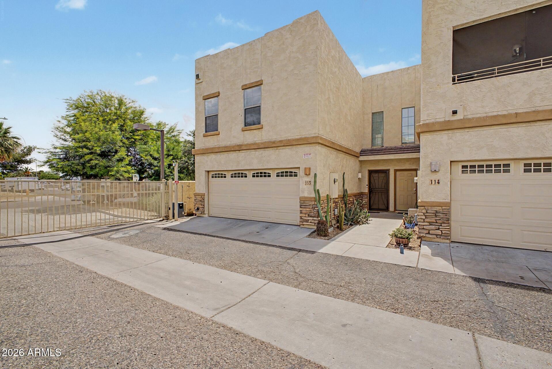 15818 N 25TH Street 113, Phoenix, AZ 85032 — Photo 1 of 42