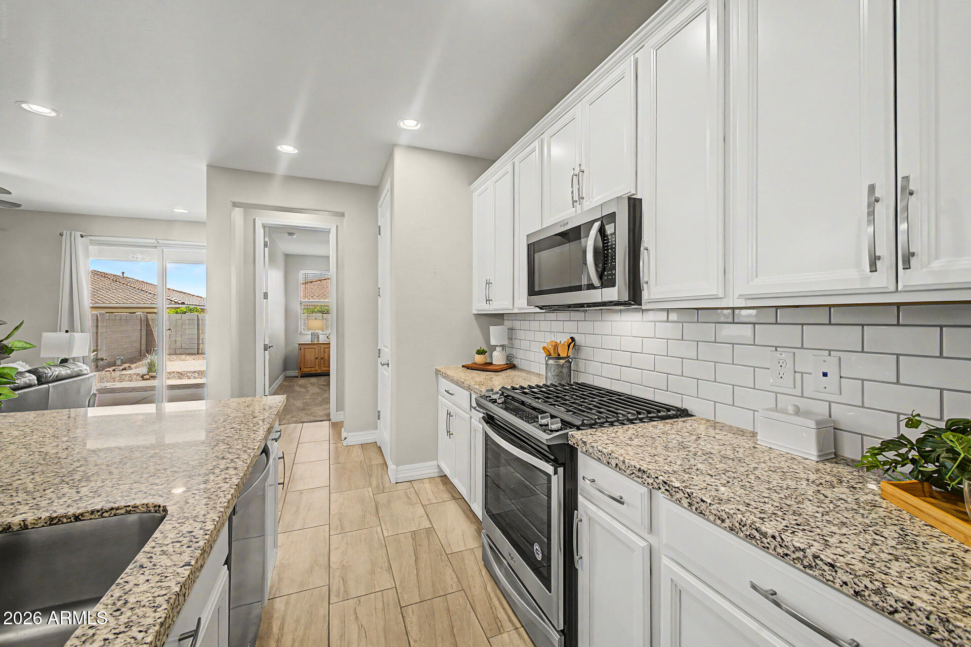 Thumbnail 11