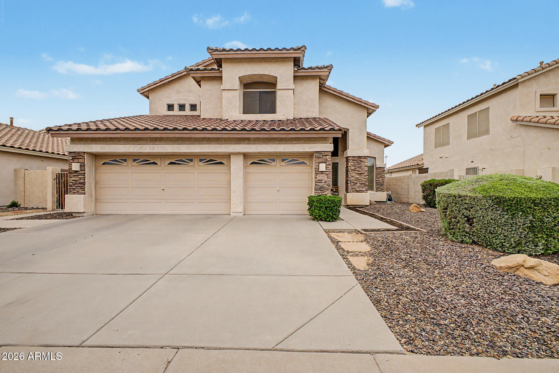 5352 W MERCURY Place, Chandler, AZ 85226 — Photo 1 of 82