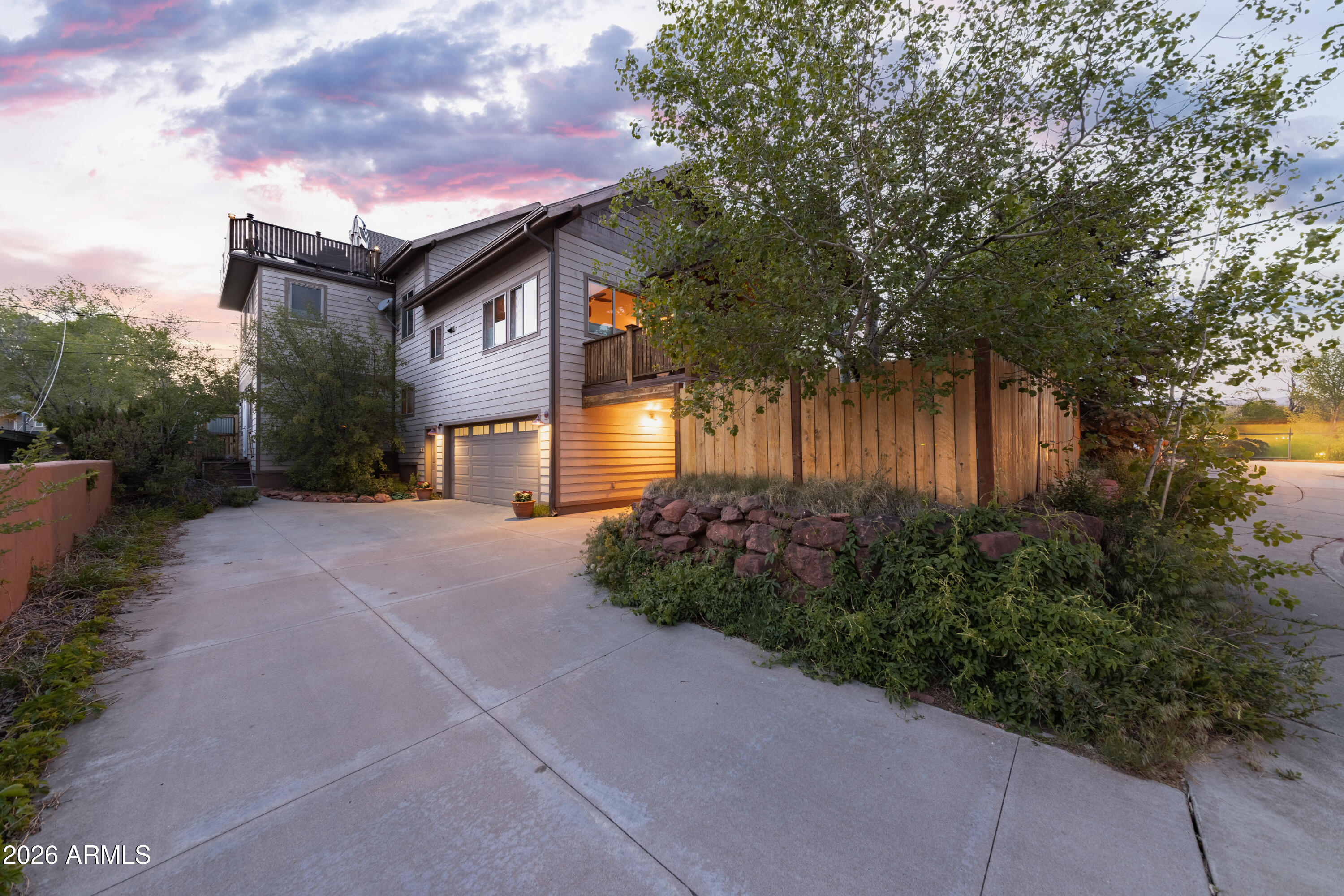 465 E FRANKLIN Avenue, Flagstaff, AZ 86001 — Photo 1 of 41