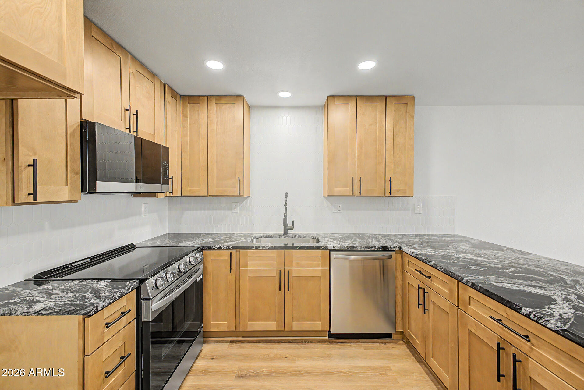141 N Date 6, Mesa, AZ 85201 — Photo 1 of 23