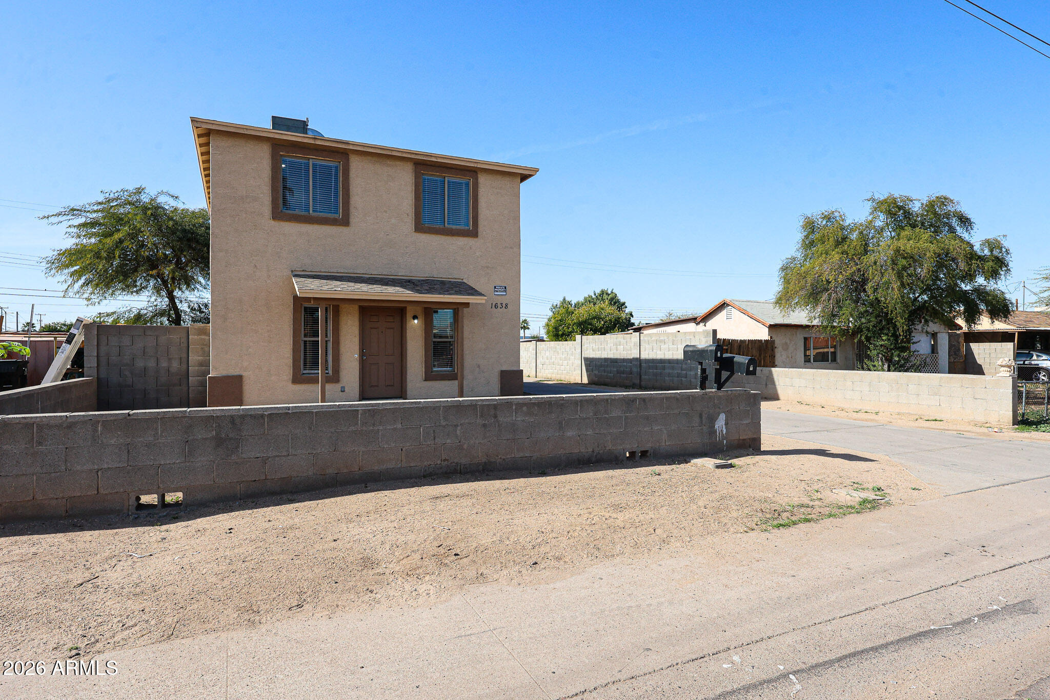 1638 S 5th Street, Phoenix, AZ 85004 — Photo 1 of 18
