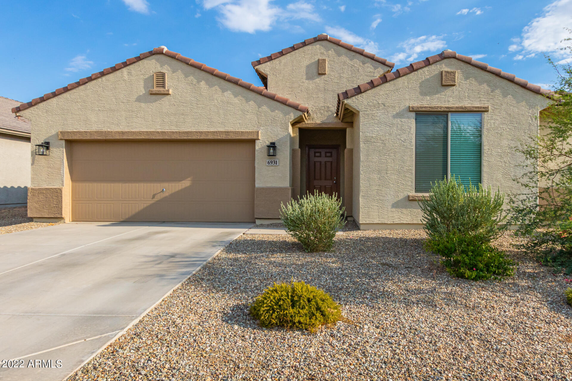6931 W Golden Lane, Peoria, AZ 85345 — Photo 1 of 48