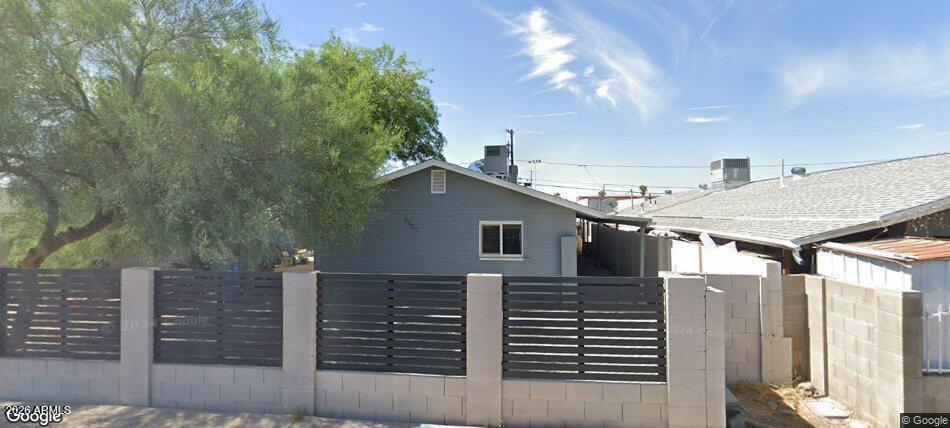 3601 W Maricopa Street, Phoenix, AZ 85009 — Photo 1 of 2