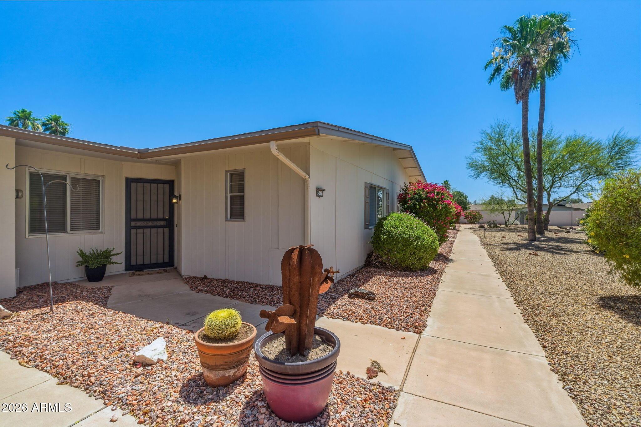 19477 N STAR RIDGE Drive, Sun City West, AZ 85375 — Photo 1 of 25