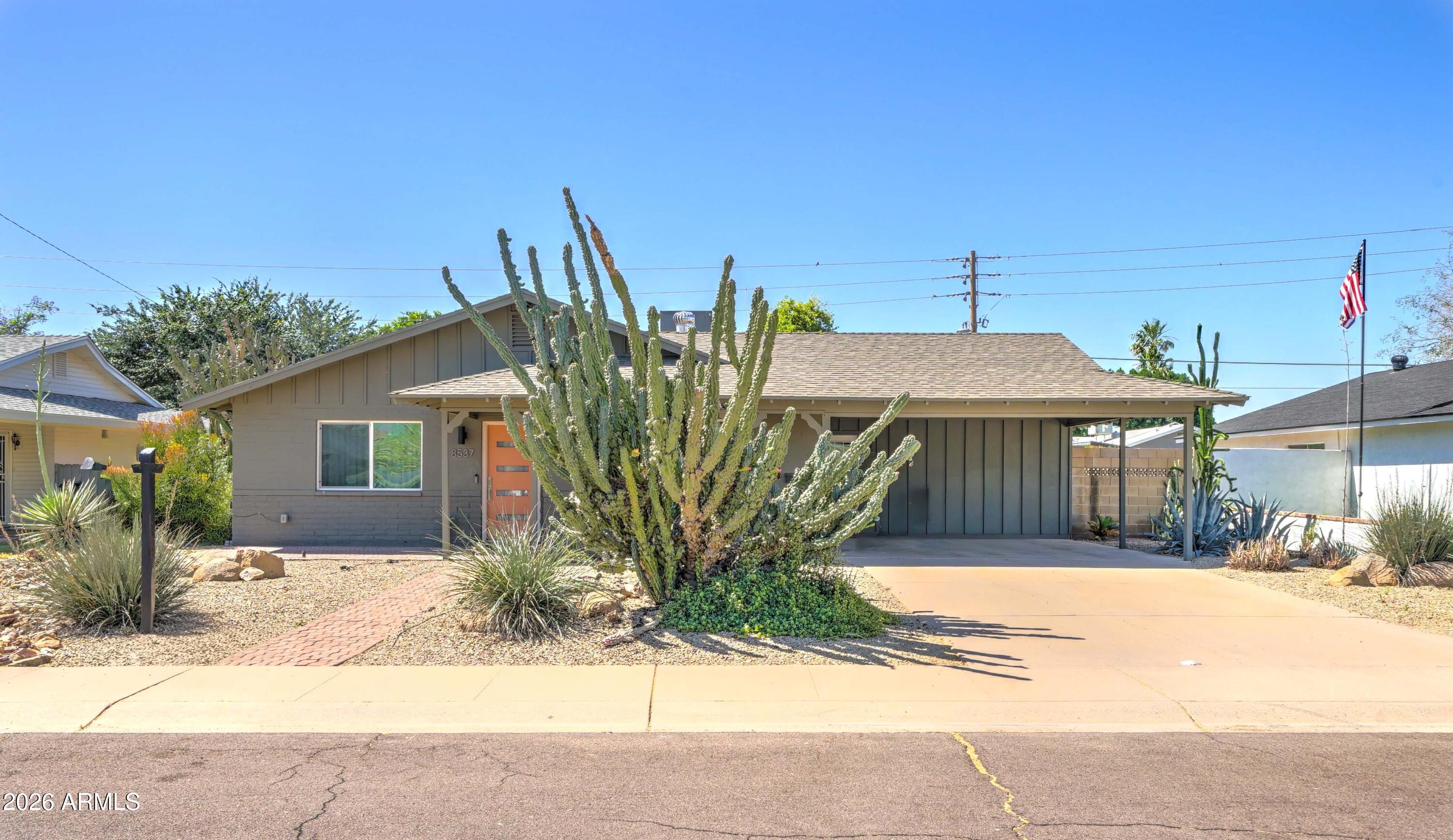 8537 E CLARENDON Avenue, Scottsdale, AZ 85251 — Photo 1 of 34