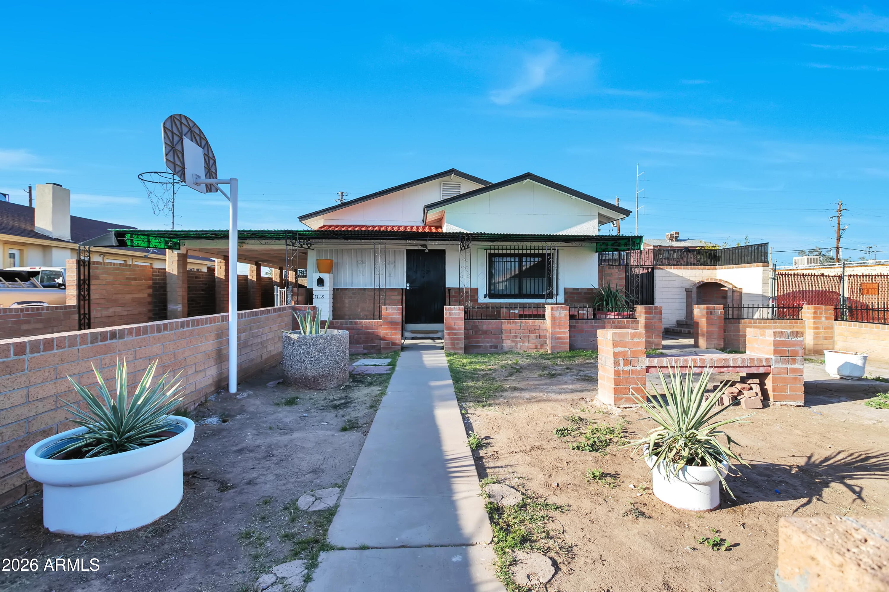 1716 W HADLEY Street, Phoenix, AZ 85007 — Photo 1 of 37