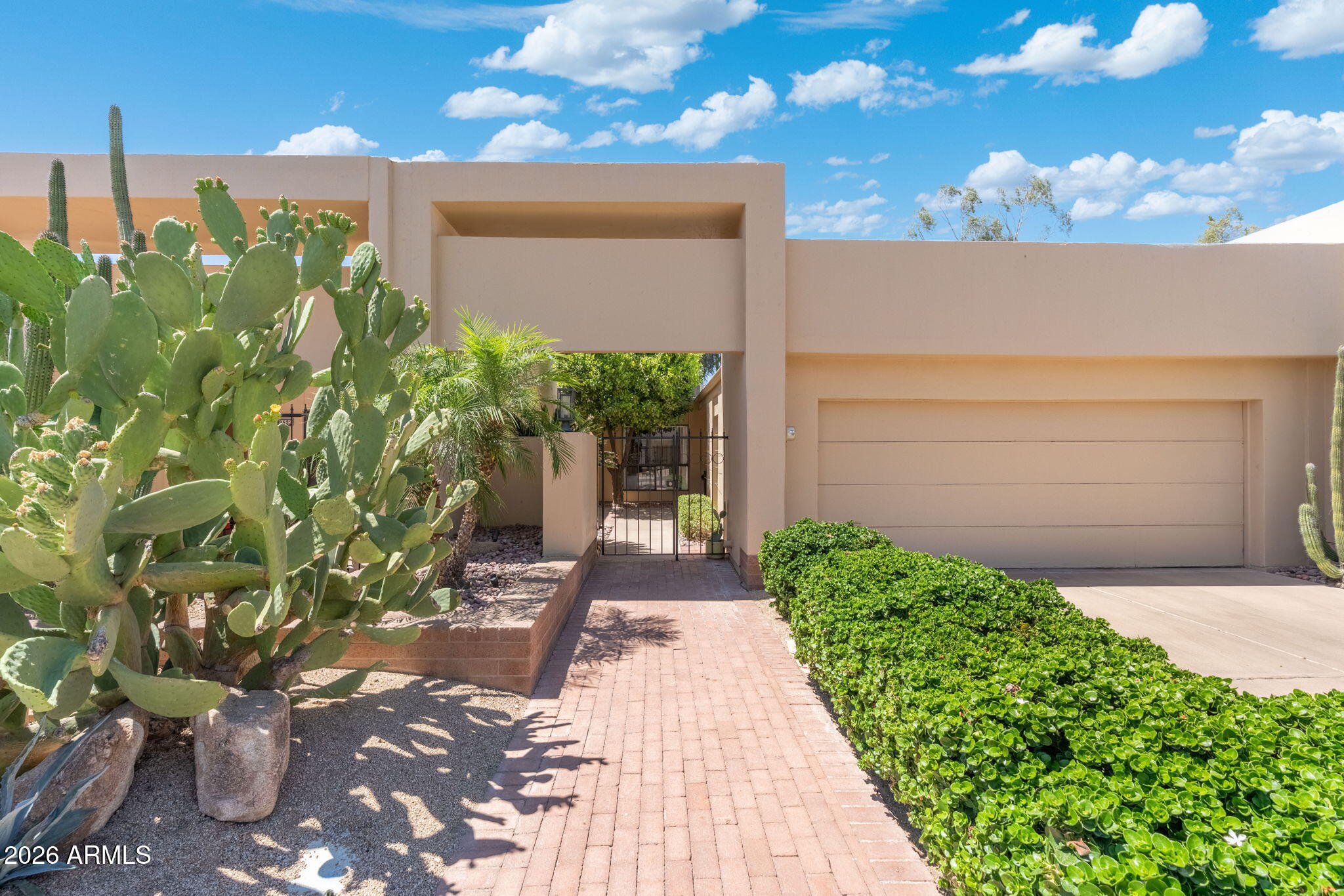 8628 E SAN RAFAEL Drive, Scottsdale, AZ 85258 — Photo 1 of 60
