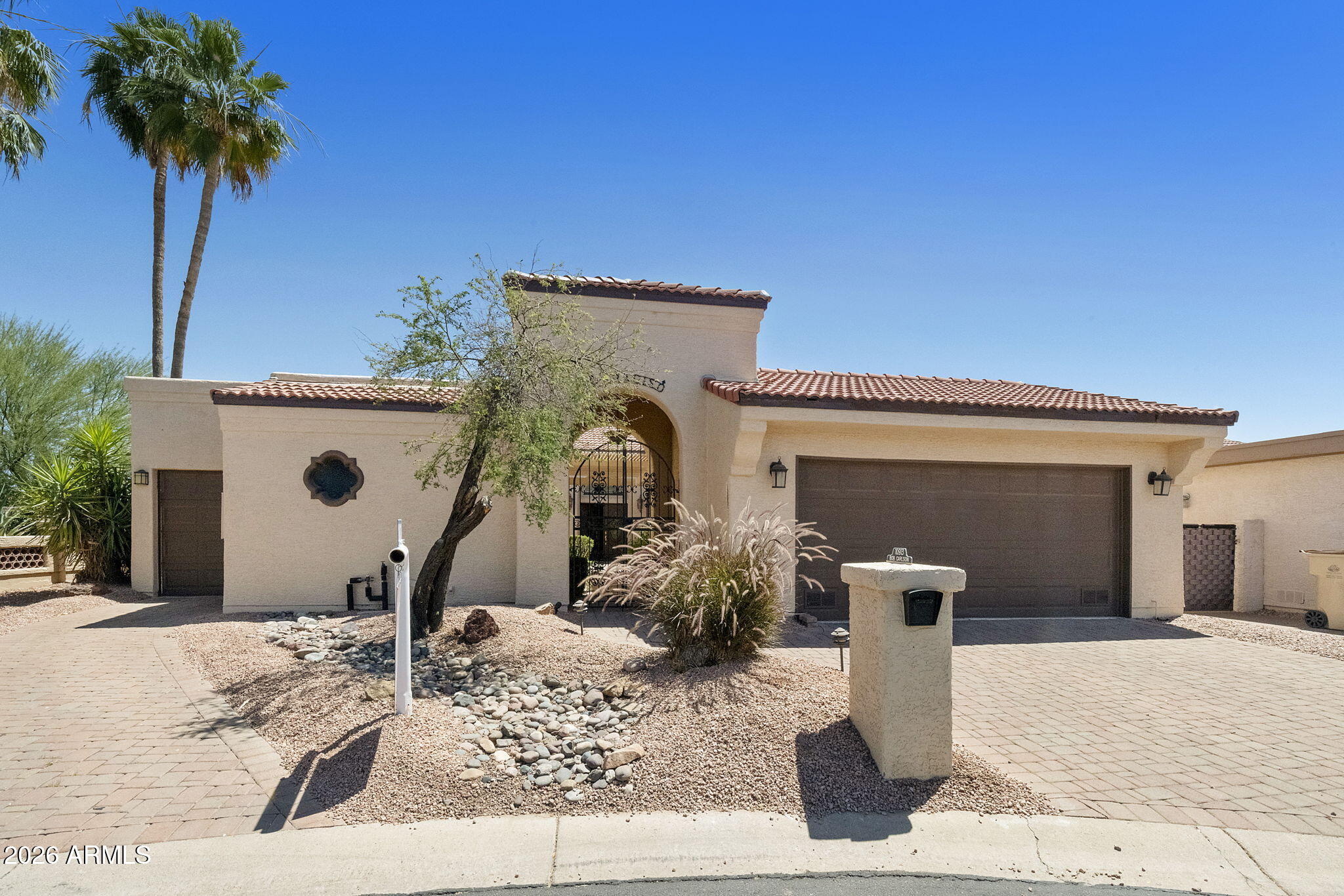 10913 E FLINTLOCK Drive, Sun Lakes, AZ 85248 — Photo 1 of 75