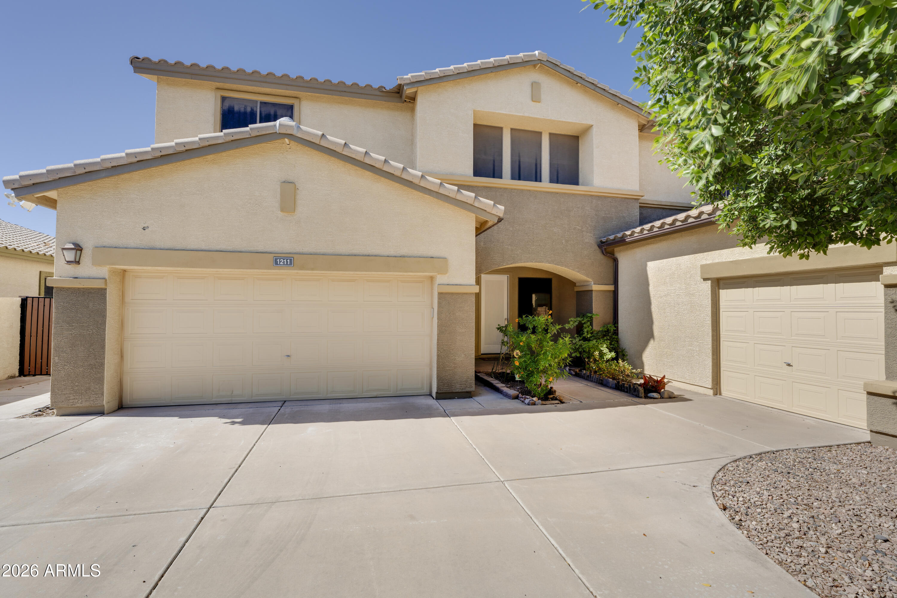 1211 E KENWOOD Street, Mesa, AZ 85203 — Photo 1 of 67