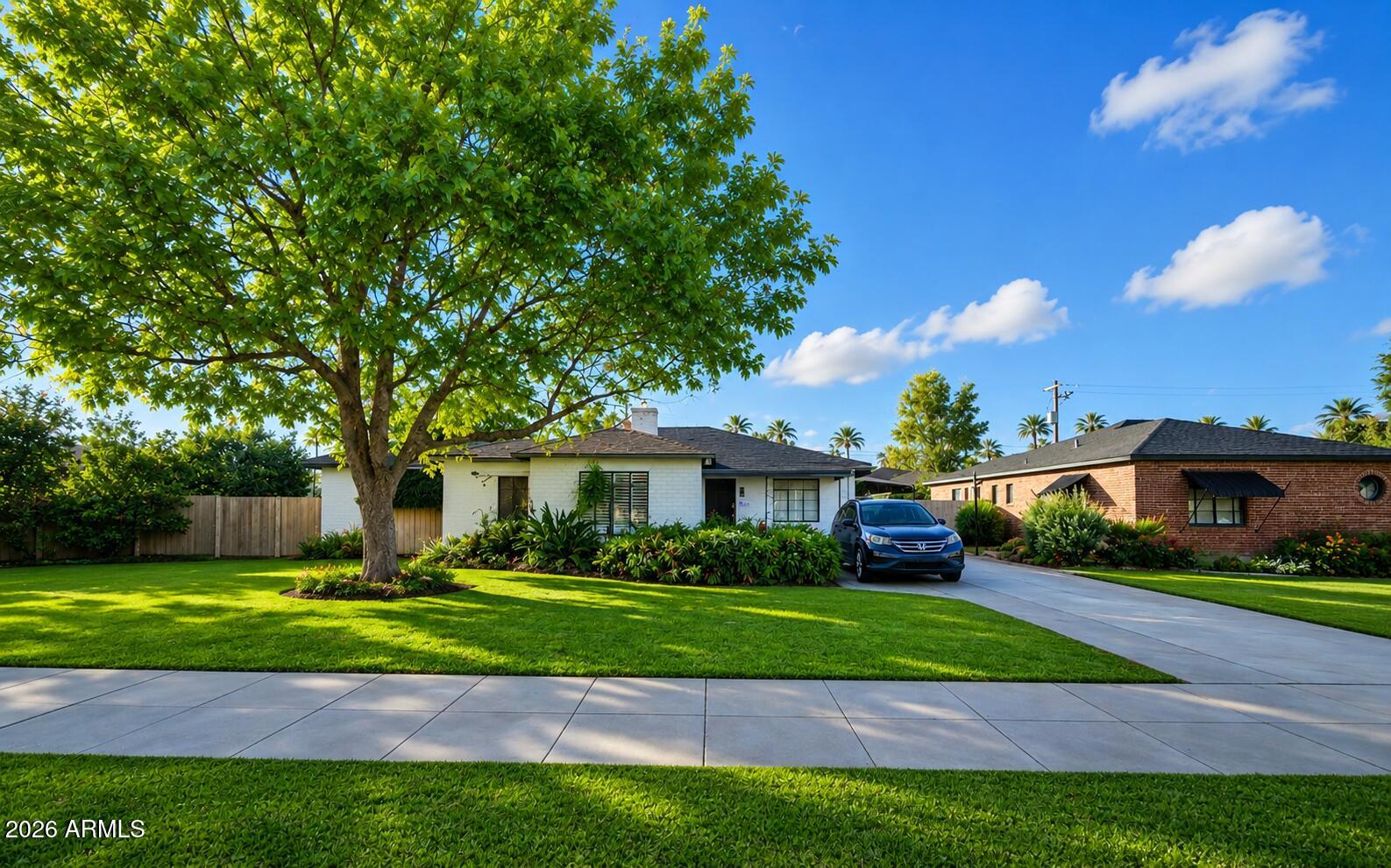 1624 N 11TH Avenue, Phoenix, AZ 85007 — Photo 1 of 23