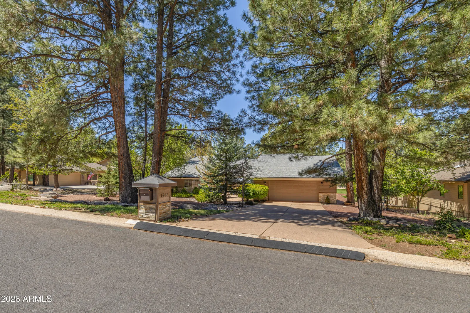 1607 N MARIPOSA Road, Flagstaff, AZ 86004 — Photo 1 of 61