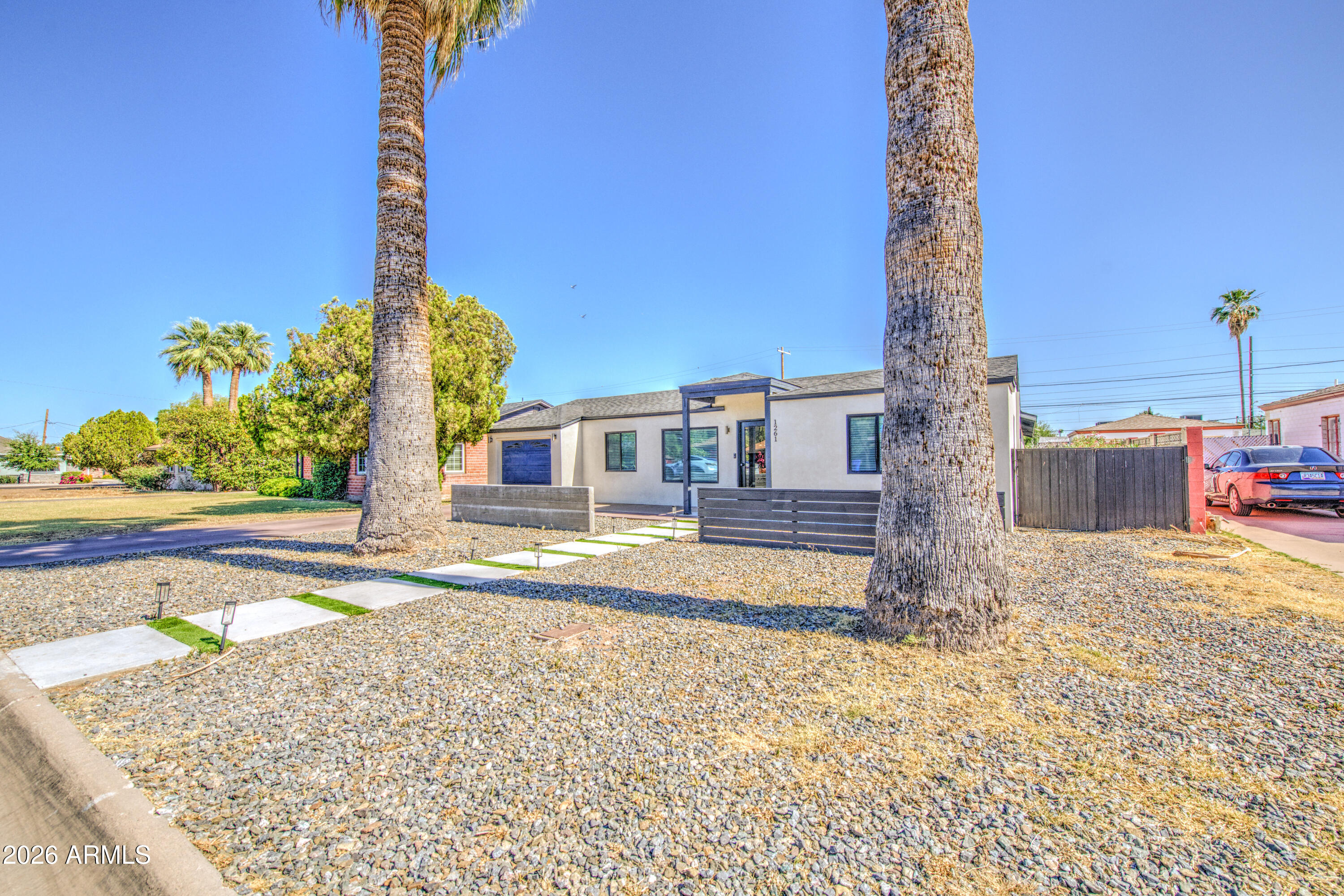 1261 E CAMBRIDGE Avenue, Phoenix, AZ 85006 — Photo 1 of 46