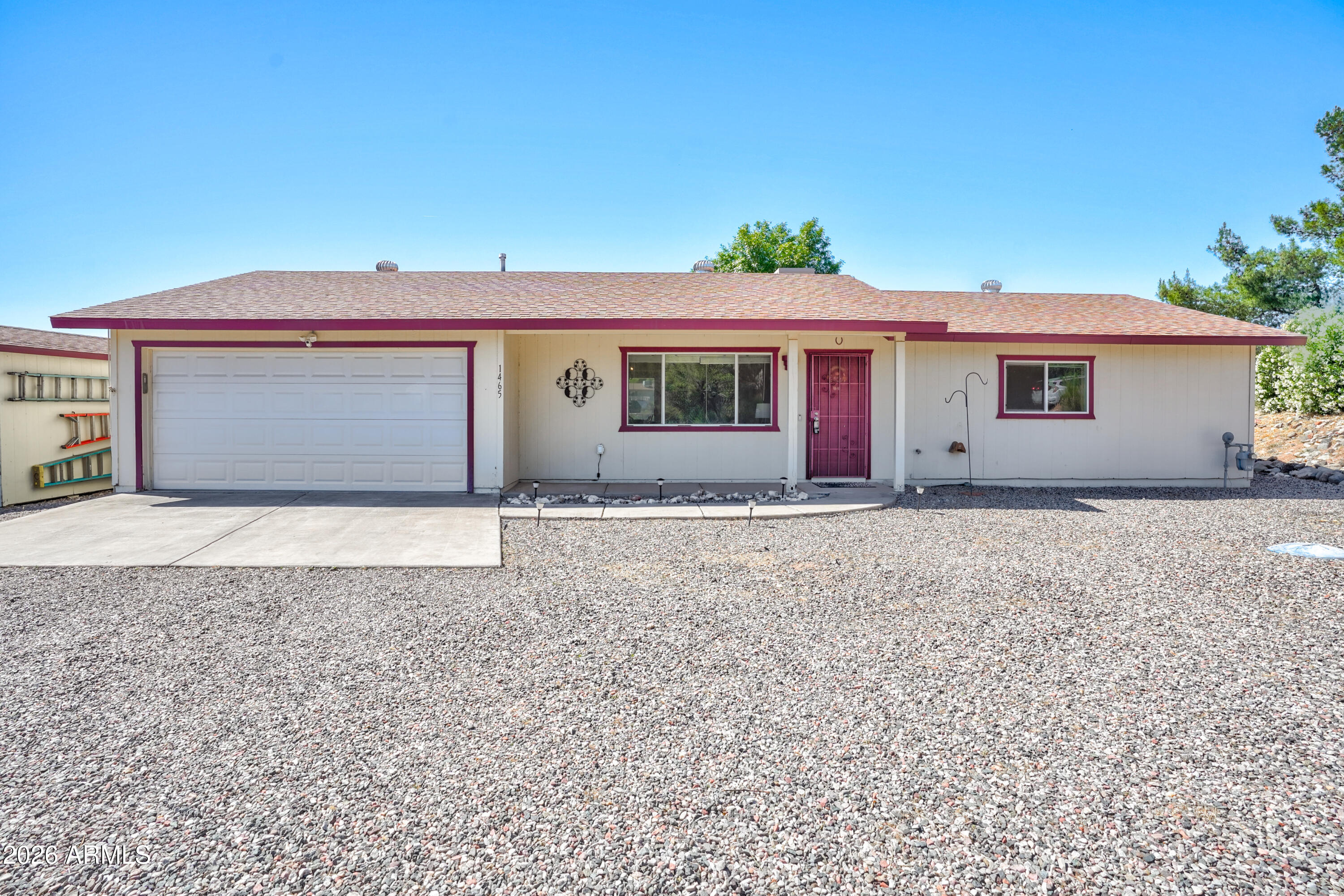 1465 E STAGE Way, Cottonwood, AZ 86326 — Photo 1 of 20