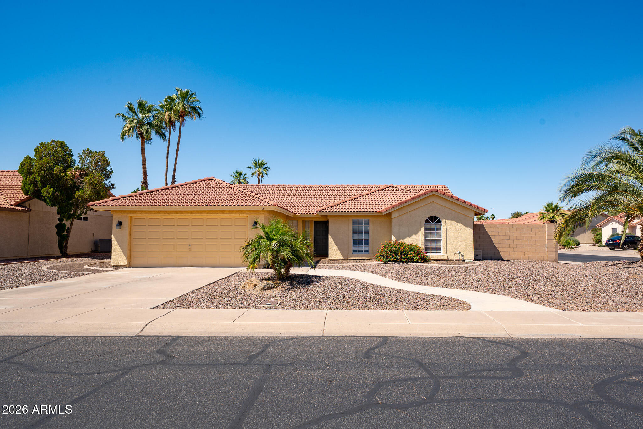 9126 W PORT ROYALE Lane, Peoria, AZ 85381 — Photo 1 of 32