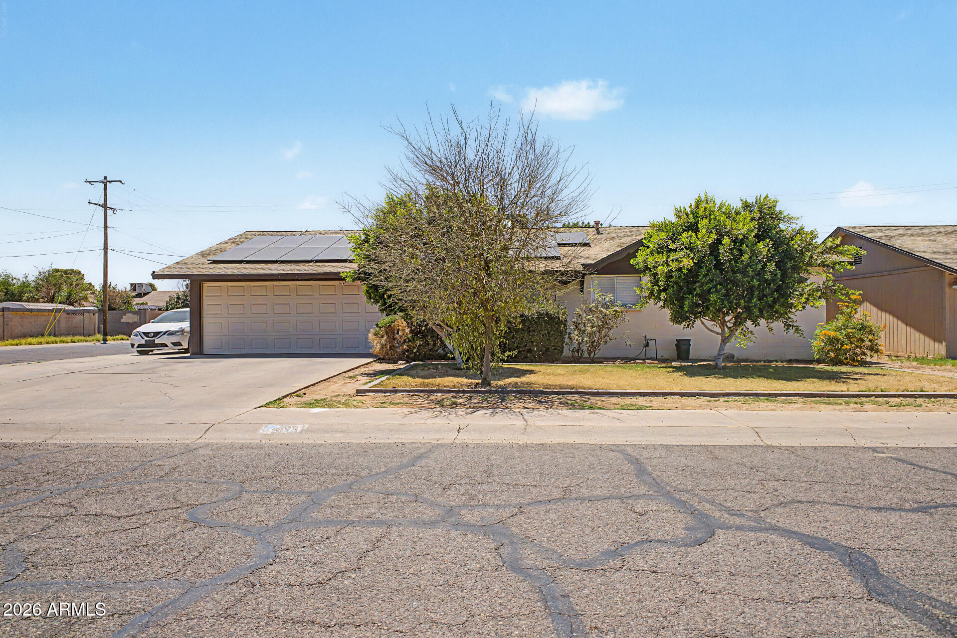 3701 W ECHO Lane, Phoenix, AZ 85051 — Photo 1 of 31