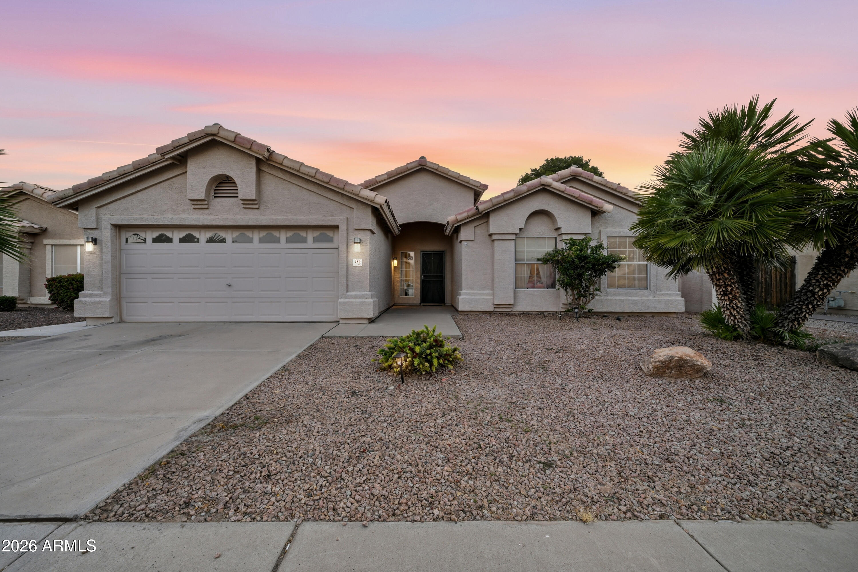 780 S PINEVIEW Drive, Chandler, AZ 85226 — Photo 1 of 31