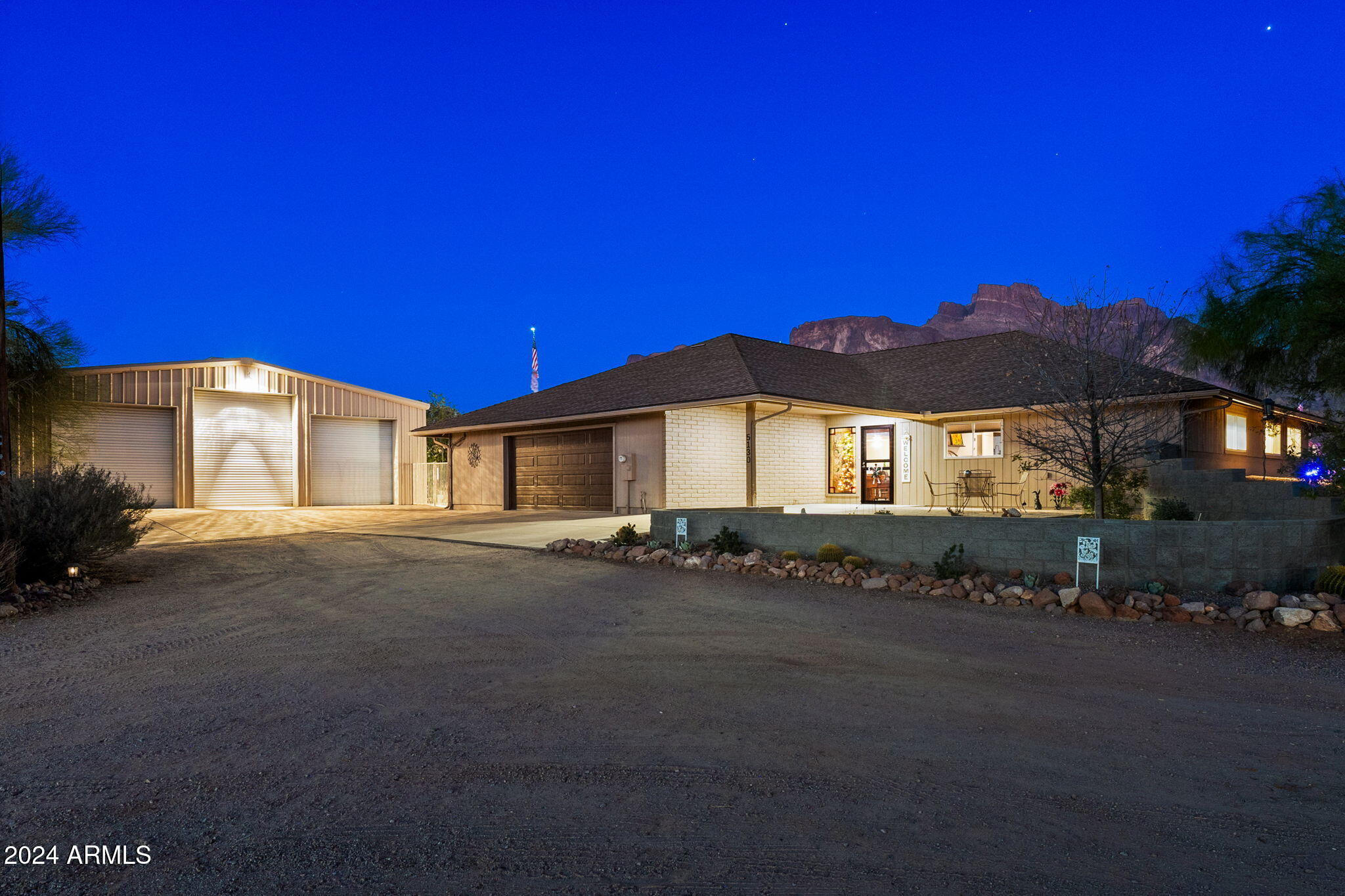 5130 E SUPERSTITION Boulevard, Apache Junction, AZ 85119 — Photo 1 of 29