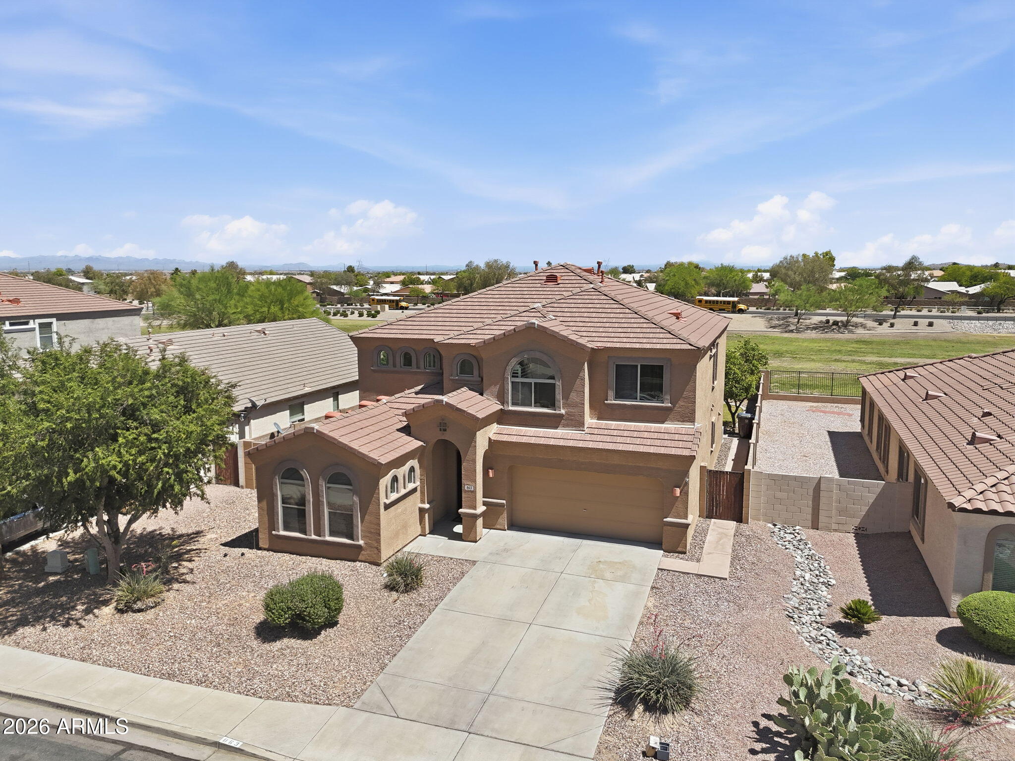 863 E MULE TRAIN Trail, San Tan Valley, AZ 85143 — Photo 1 of 65