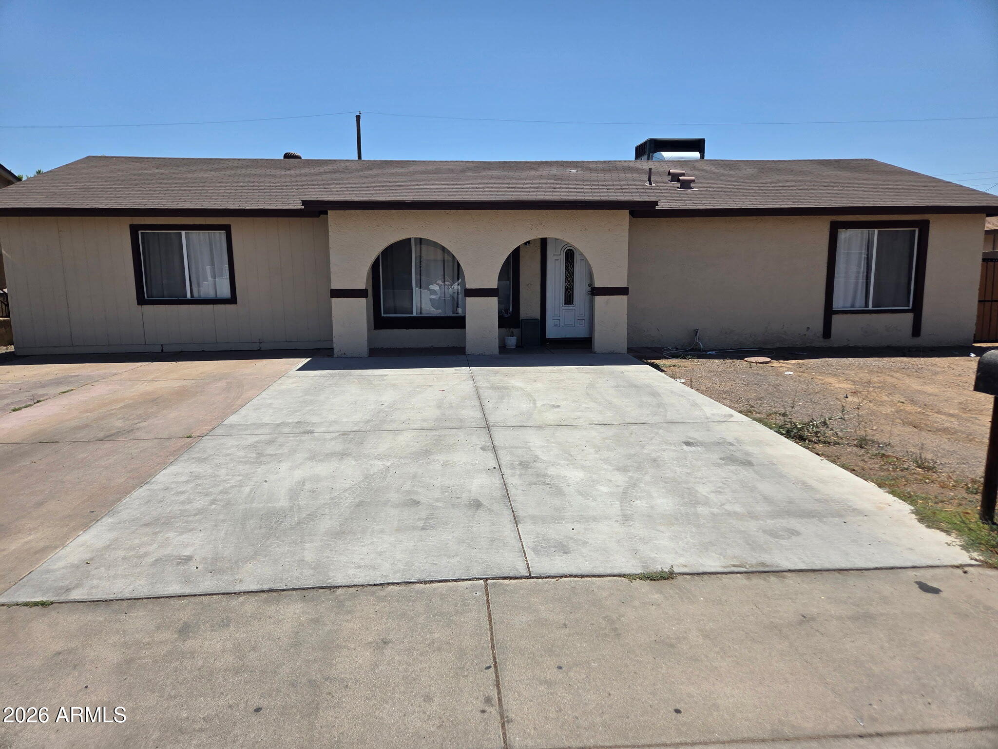5015 W VERNON Avenue, Phoenix, AZ 85035 — Photo 1 of 1
