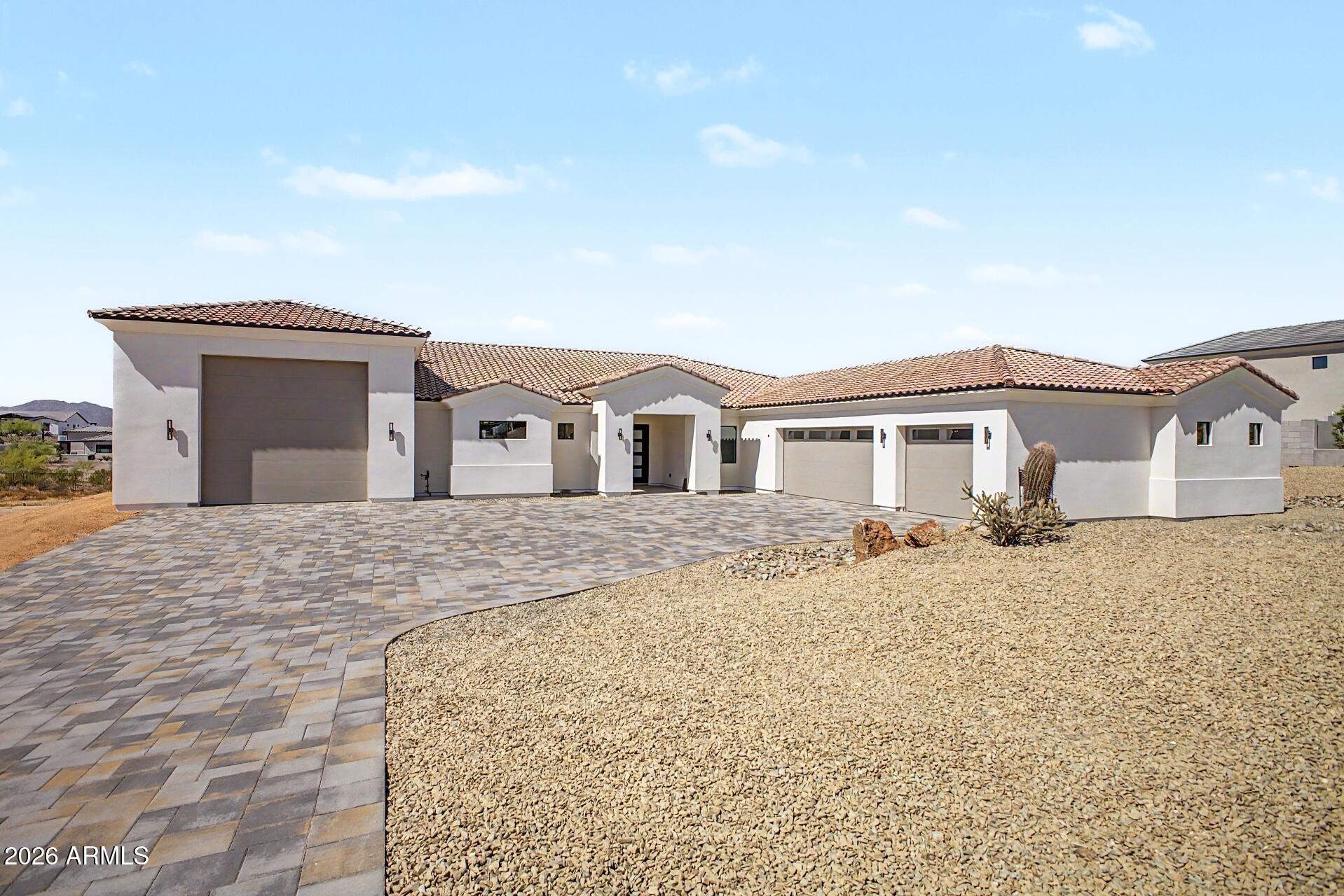 612 E AMBER SUN Drive, Phoenix, AZ 85085 — Photo 1 of 53