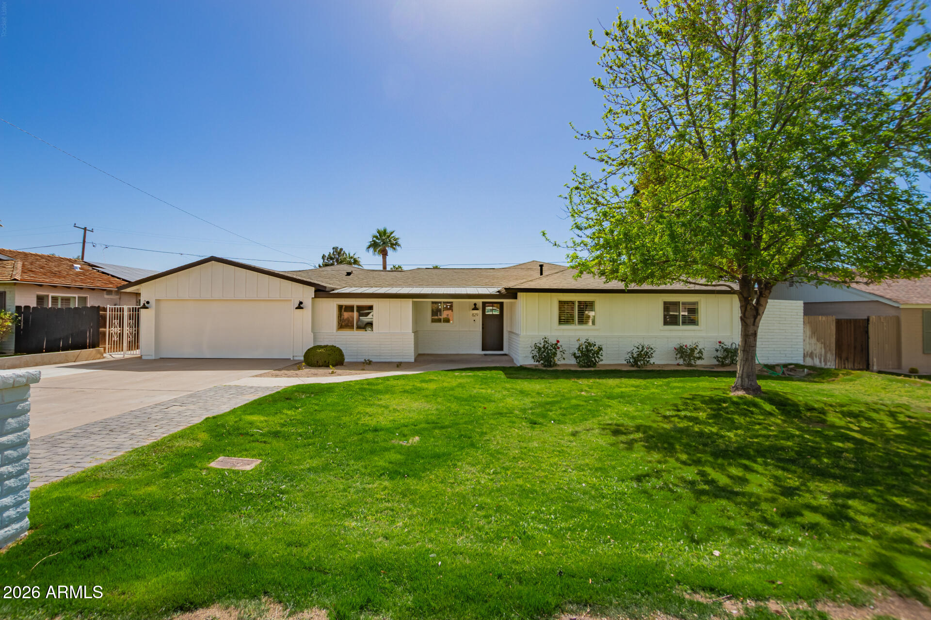 829 E DESERT PARK Lane, Phoenix, AZ 85020 — Photo 1 of 49