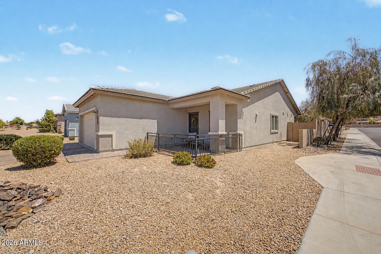 615 W HARWELL Road, Phoenix, AZ 85041 — Photo 1 of 30