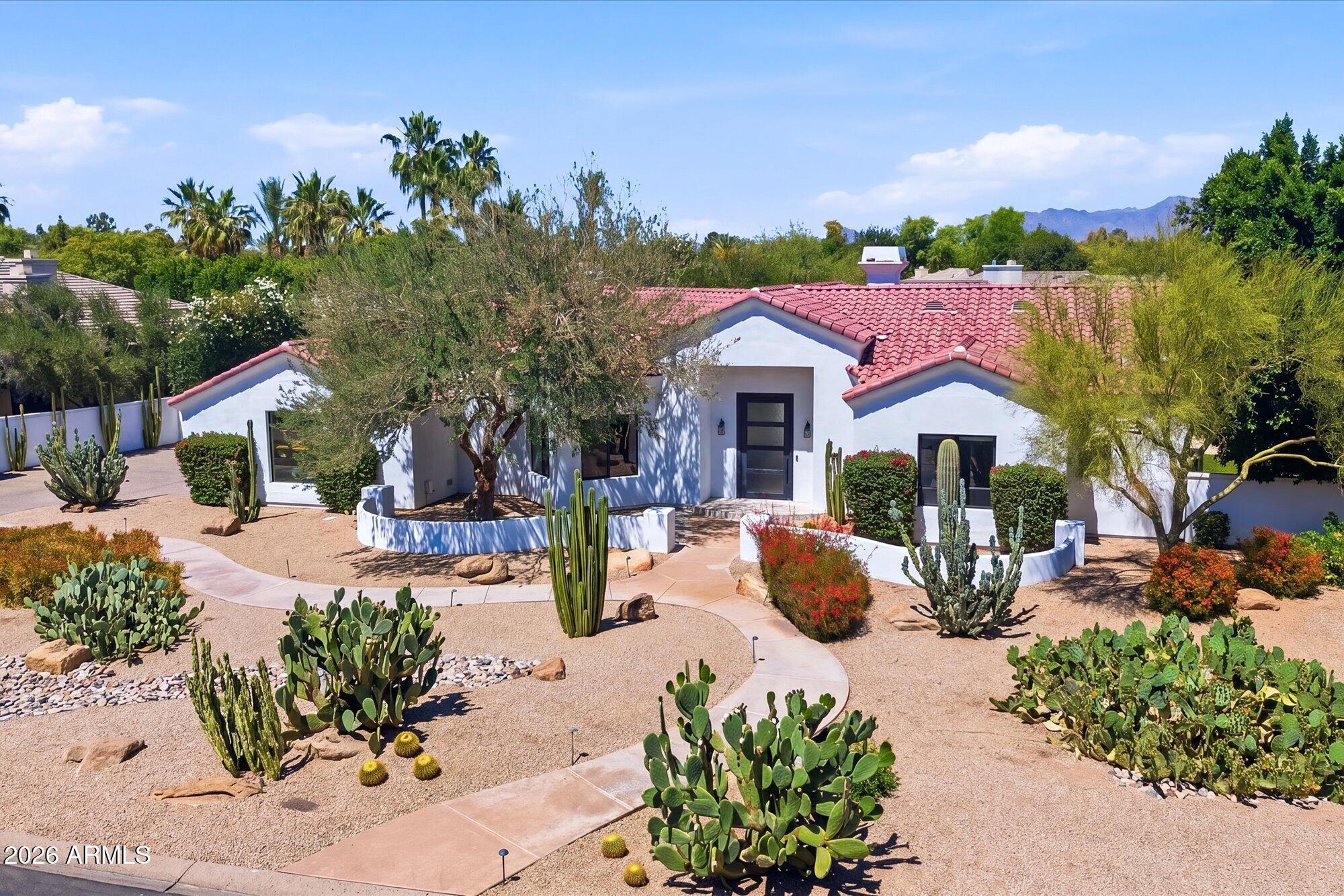 7130 E BELMONT Avenue, Paradise Valley, AZ 85253 — Photo 1 of 13