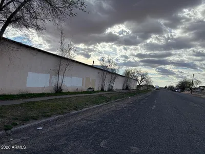 816 1/2 W Hopi Drive, Holbrook, AZ 86025