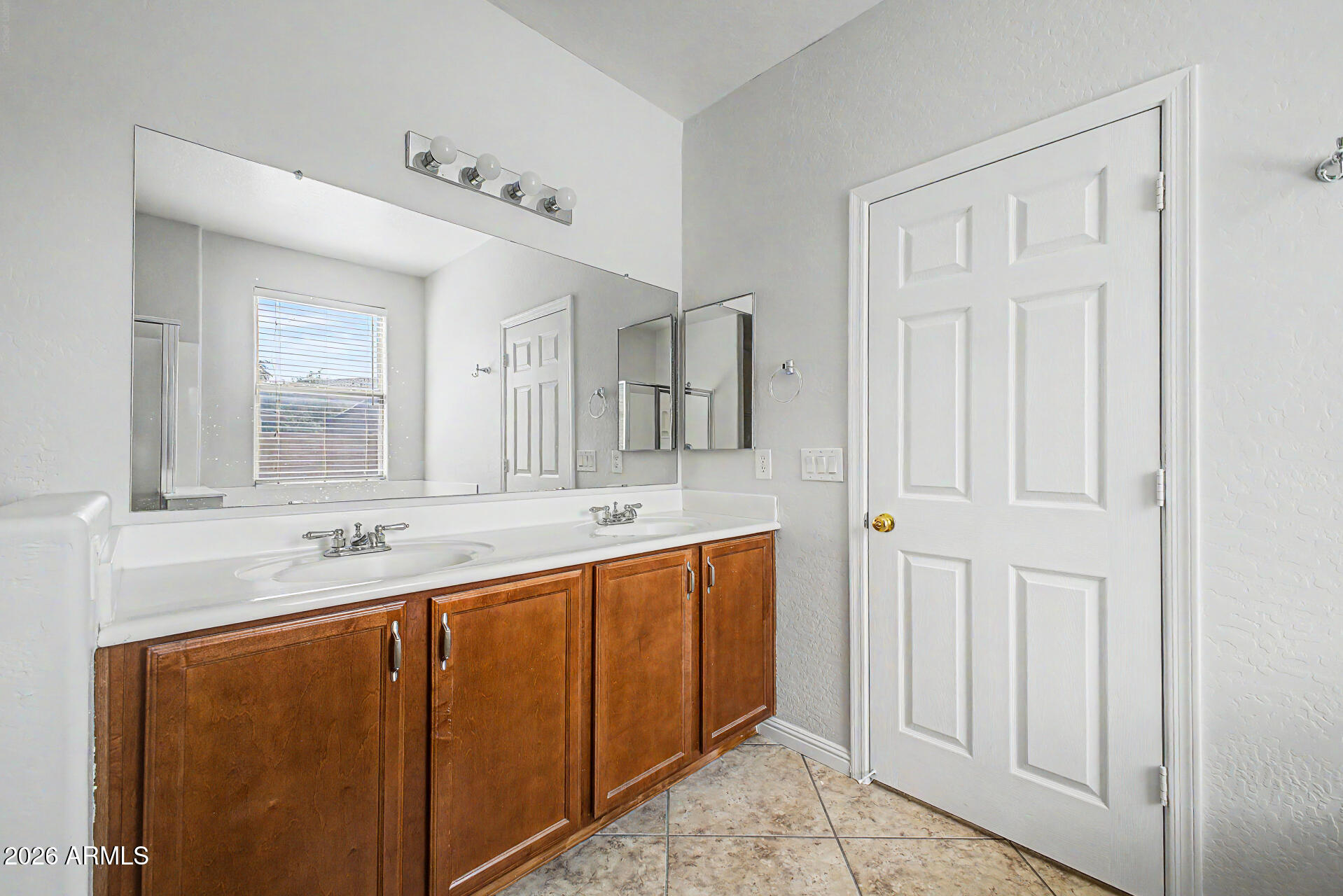 Thumbnail 15