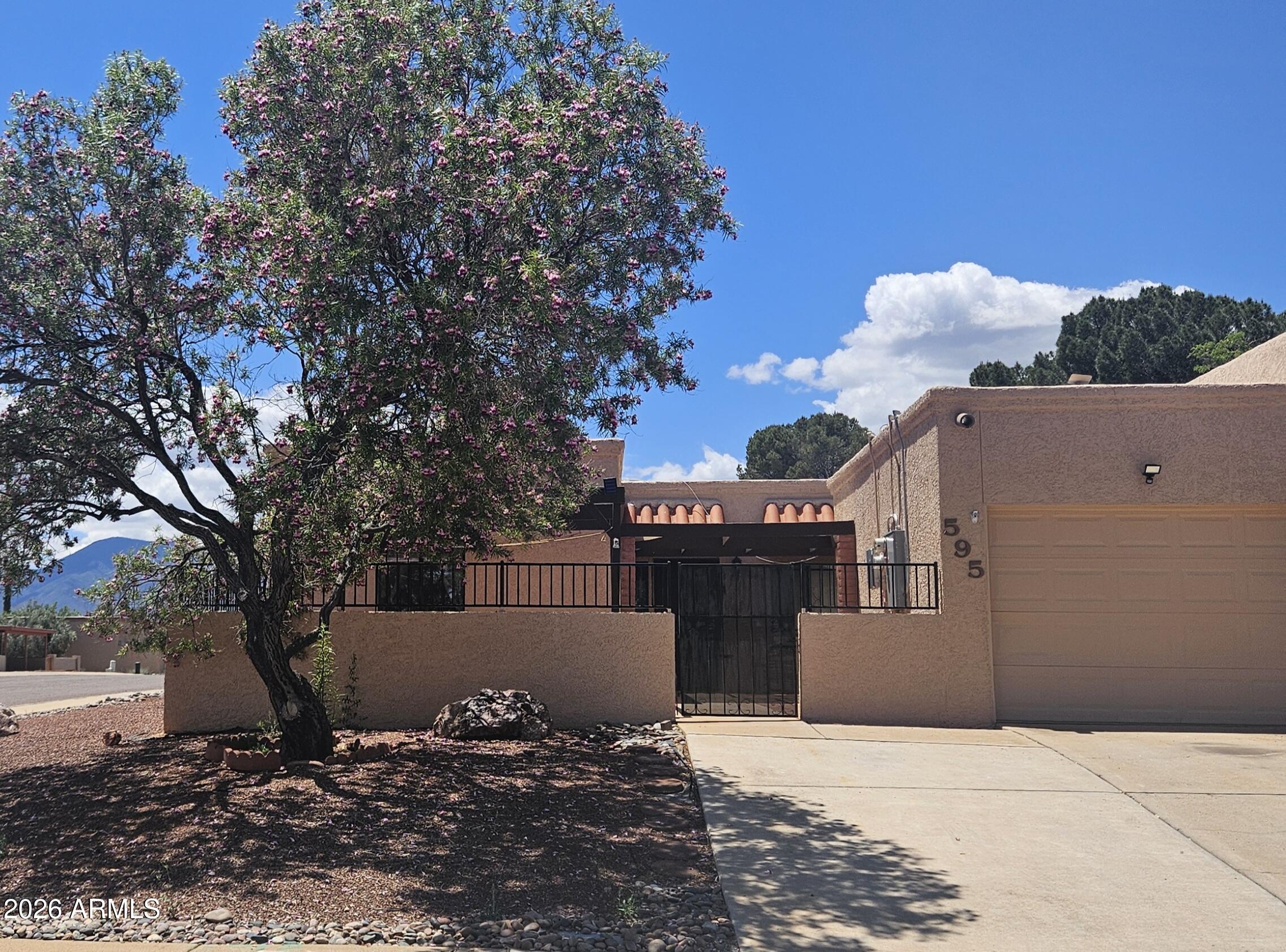 595 Camino Mojado, Sierra Vista, AZ 85635 — Photo 1 of 31