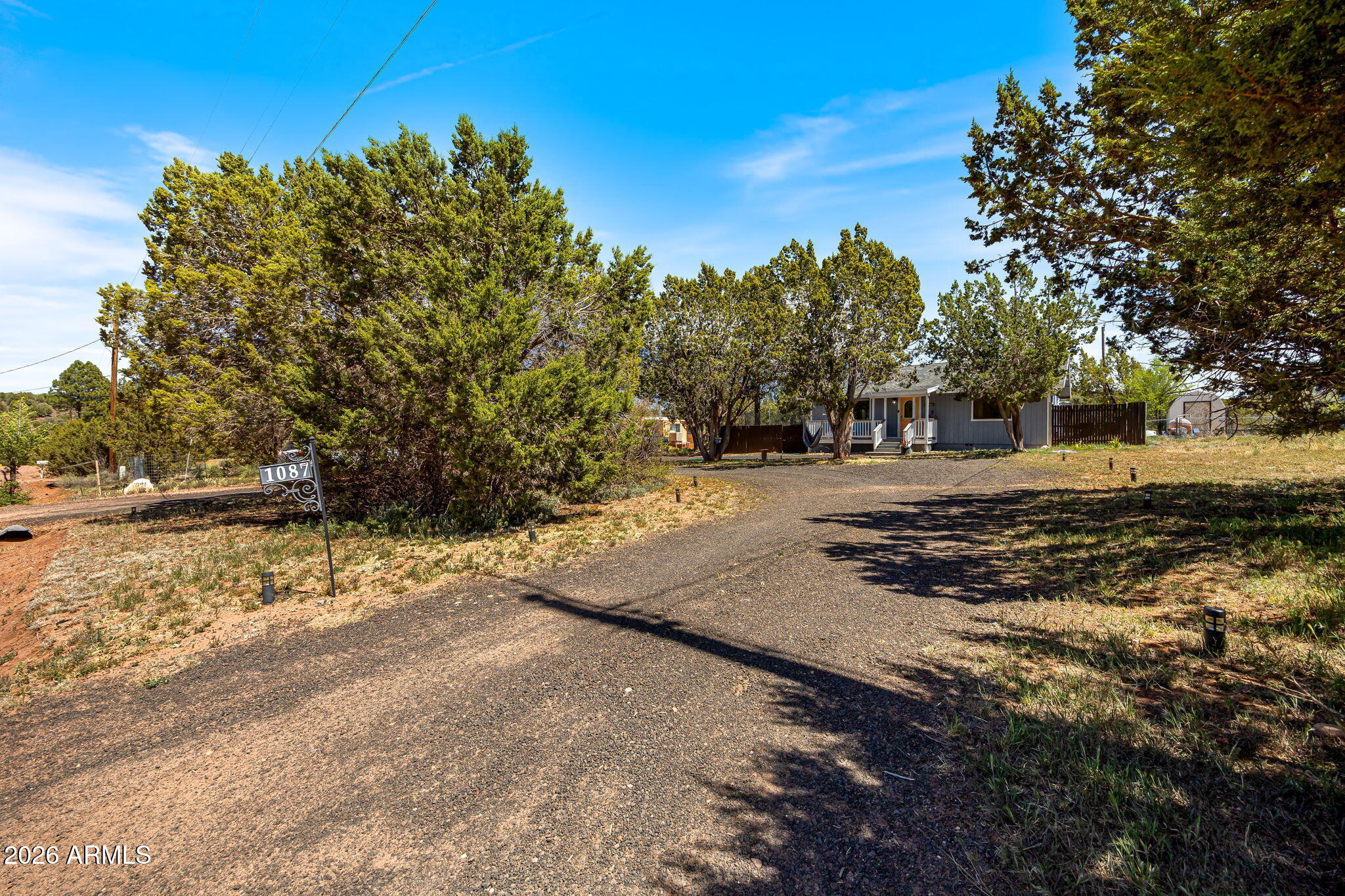 1087 RIM VIEW Drive, Show Low, AZ 85901 — Photo 1 of 33