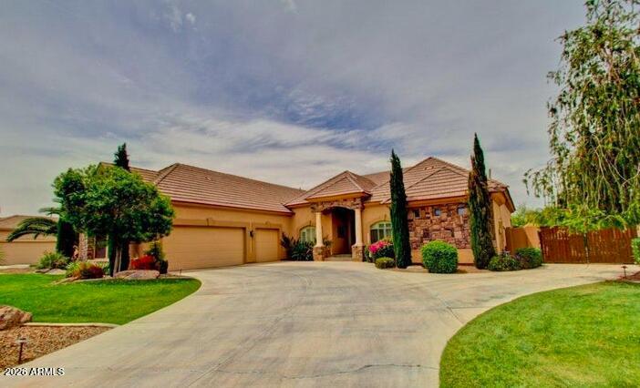 2568 S RIATA Court, Gilbert, AZ 85295 — Photo 1 of 1