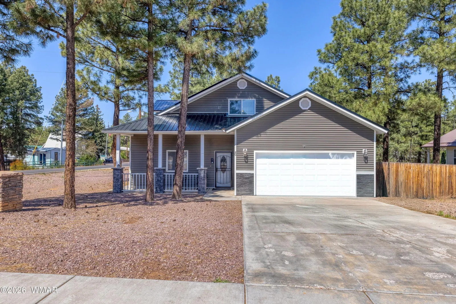 20 N Fox, Show Low, AZ 85901 — Photo 1 of 25